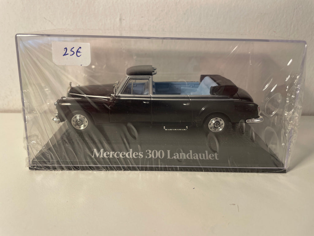 Mercedes 300 Landaudet nera (collezione di auto del capo dello Stato)