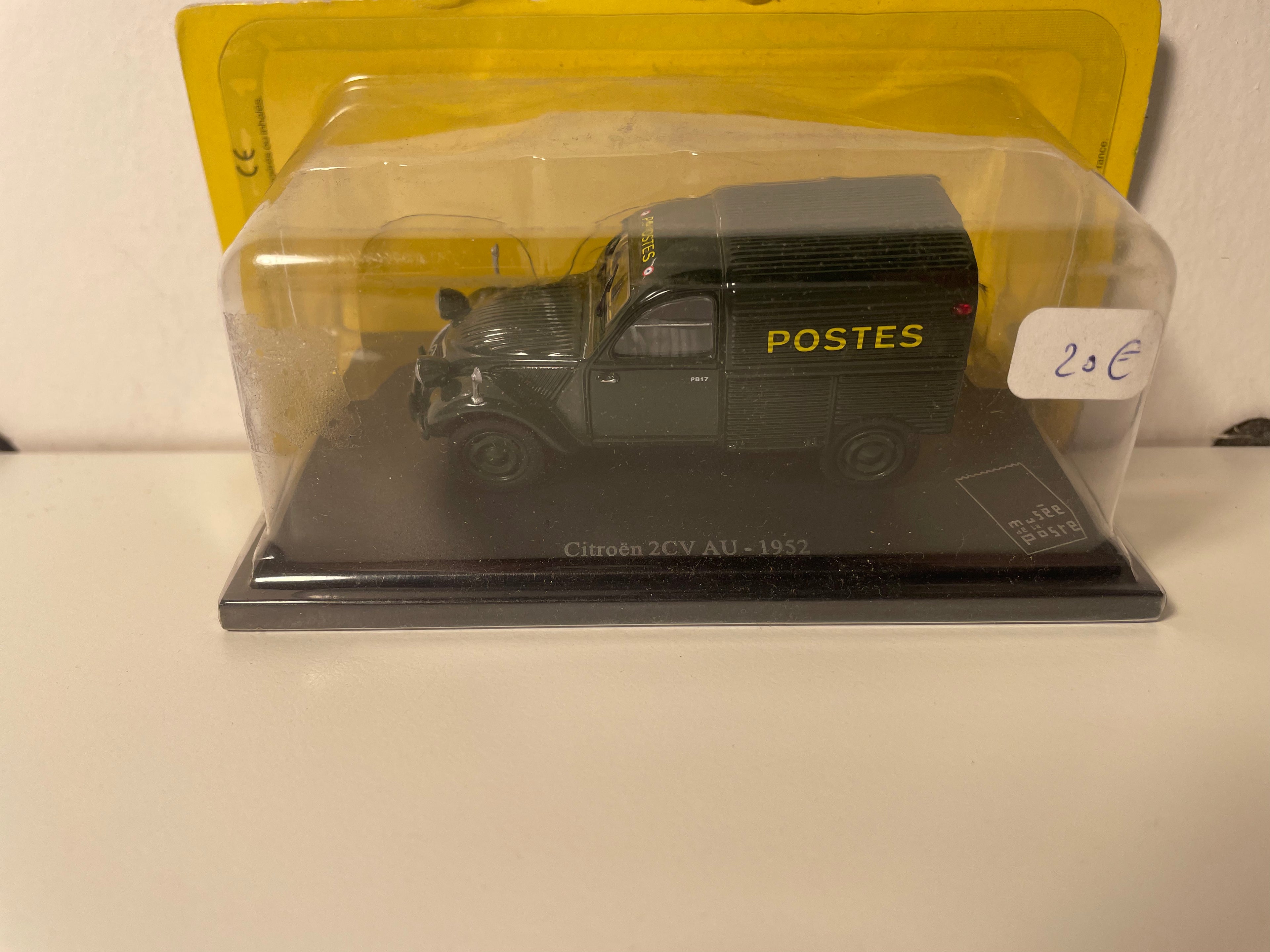 Furgone Citroën 2 CV AZU verde scuro del 1962 La Poste - PTT
