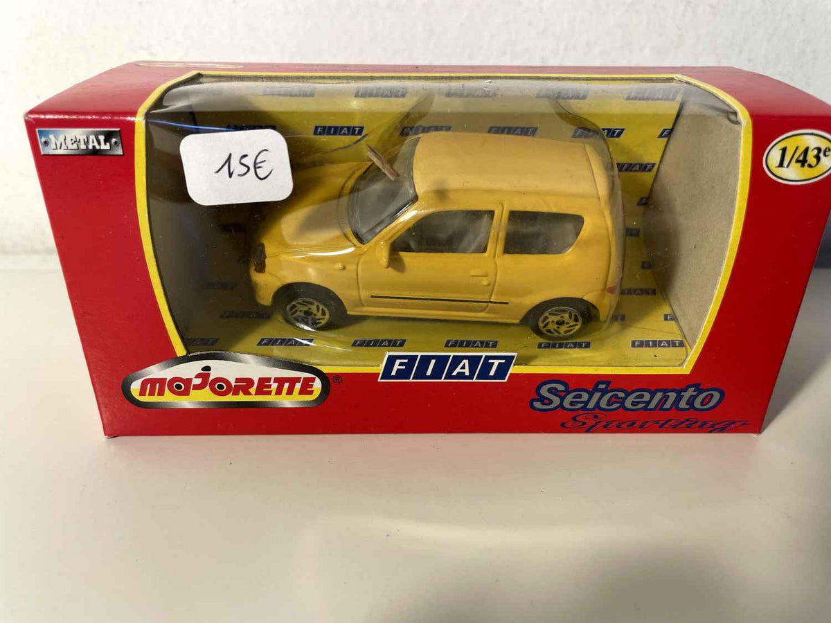 Fiat Seicento giel - Majorette