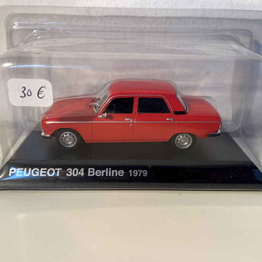 Rode Peugeot 304 sedan uit 1979