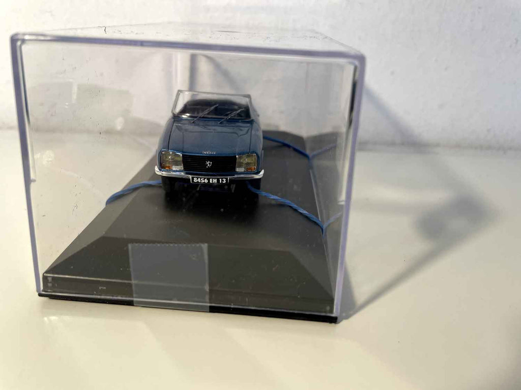 Peugeot 304 decappottabile blu (scatola in plexiglas)