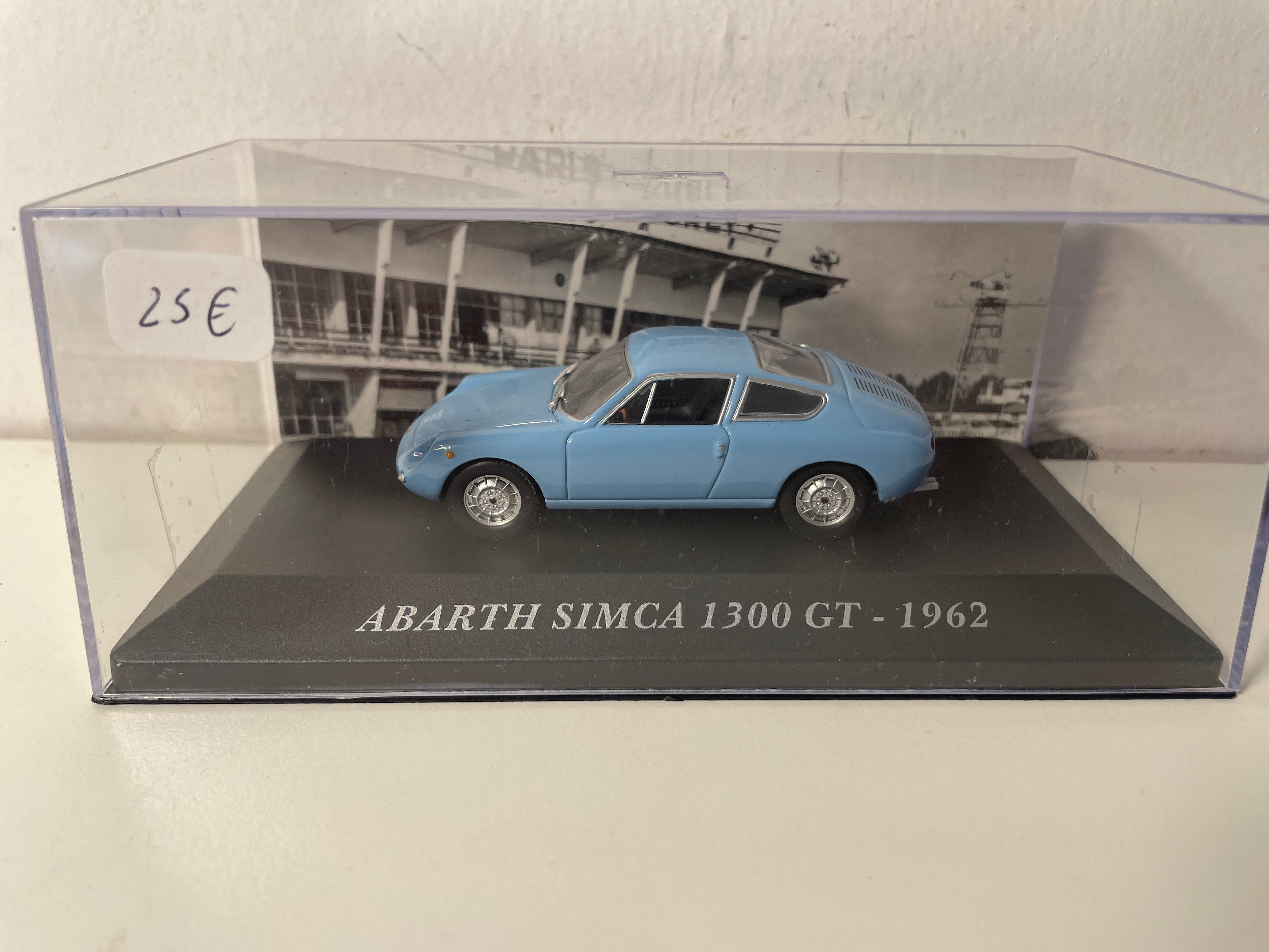 Bloen Abarth Simca 1300 GT vun 1962