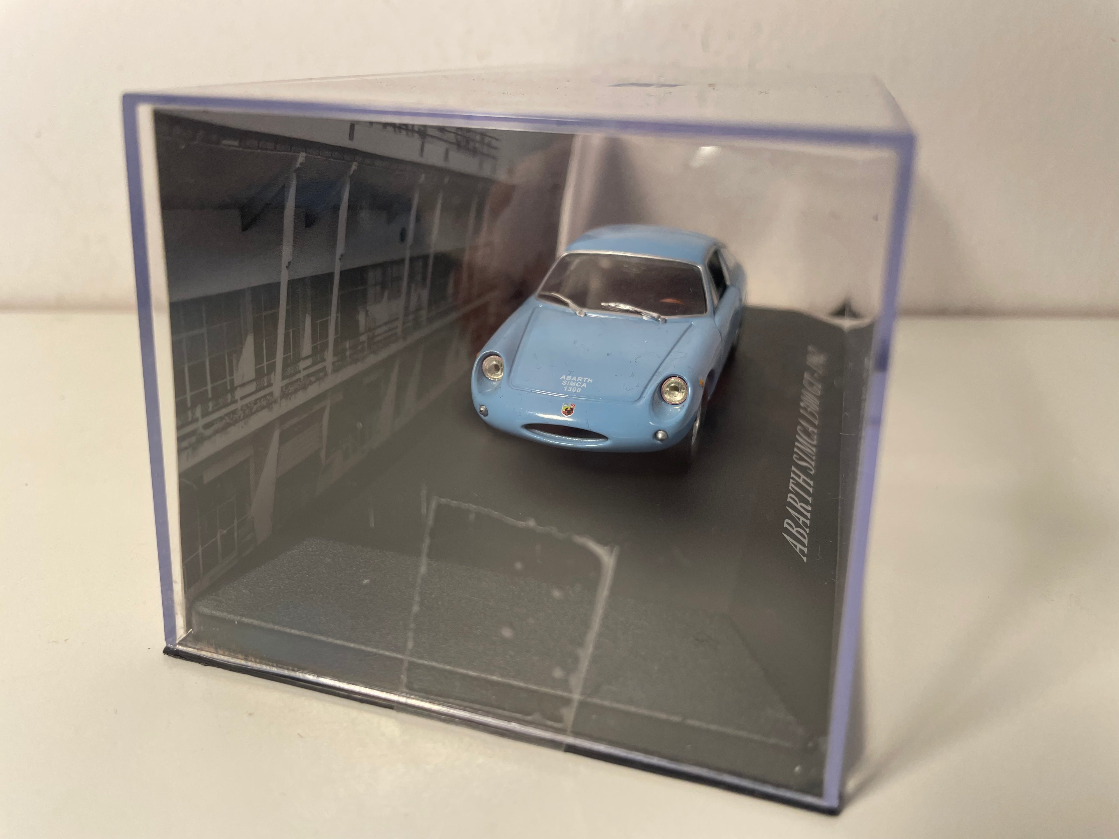 Bloen Abarth Simca 1300 GT vun 1962
