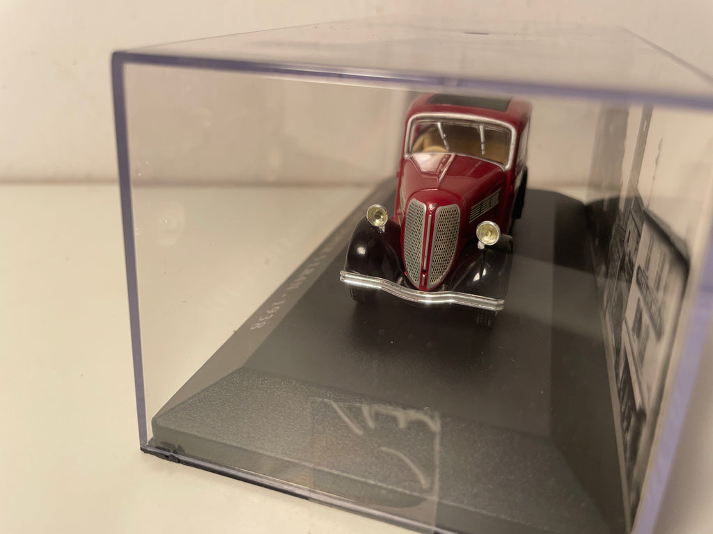 Rosengart super 5 LR4N rouge foncé/bordeaux de 1938