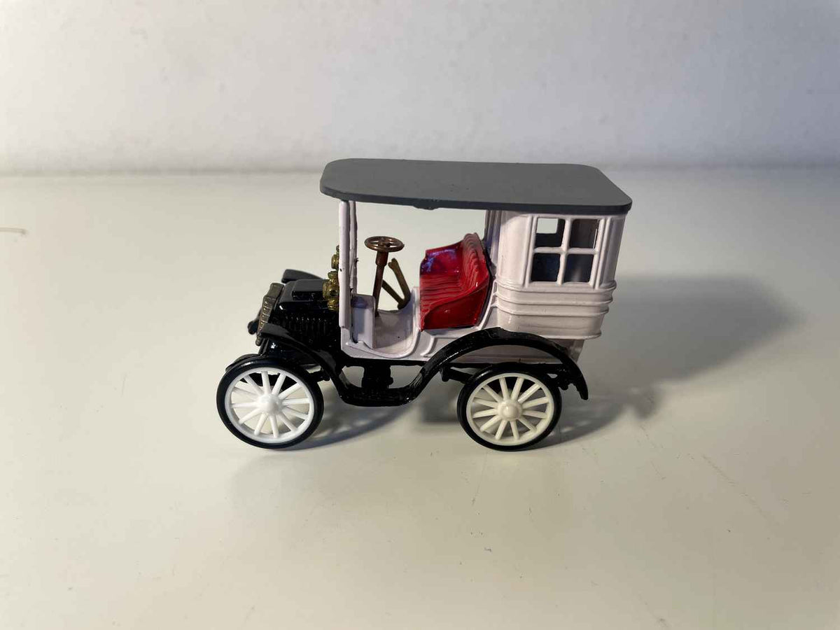 Panhard et Levassor z 1899 roku - Kolekcja RAMI wyprodukowana przez JMK