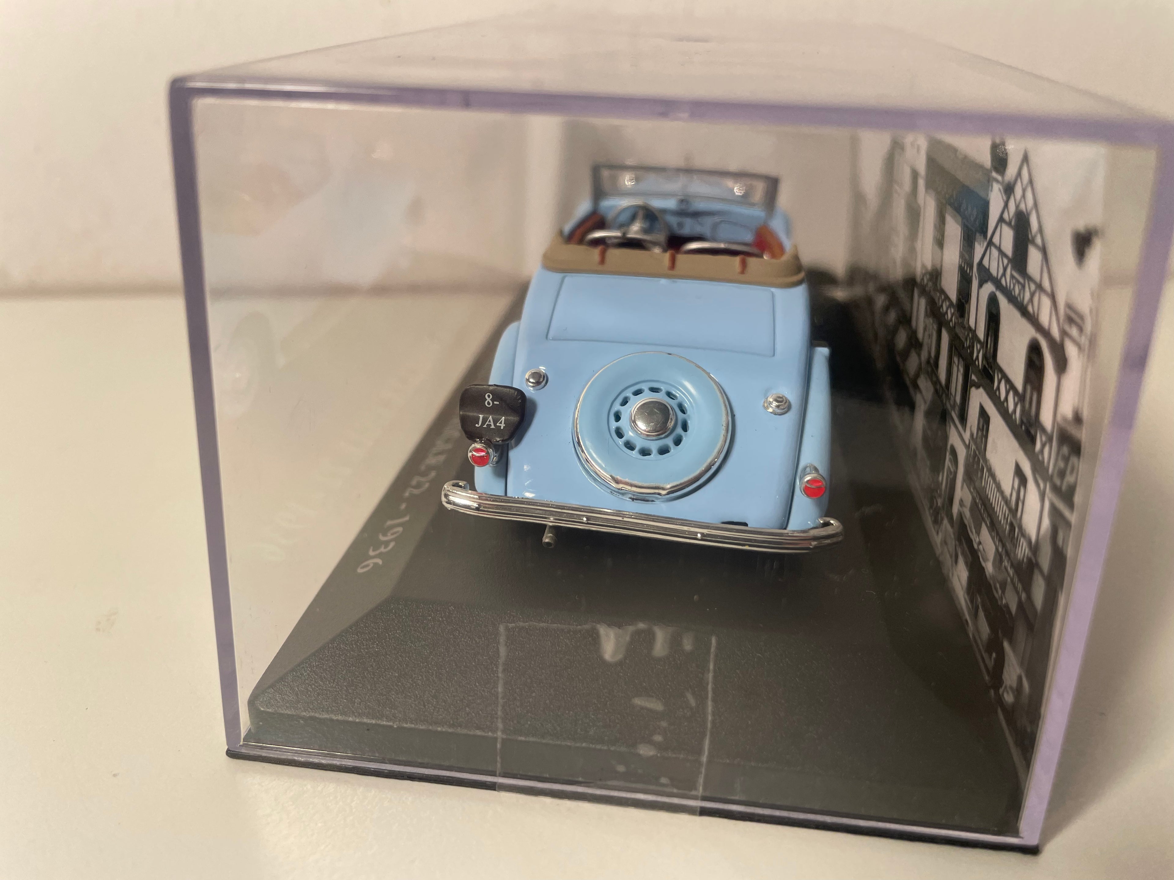 Chenard and Walcker Eagle 22 hellblo vun 1936