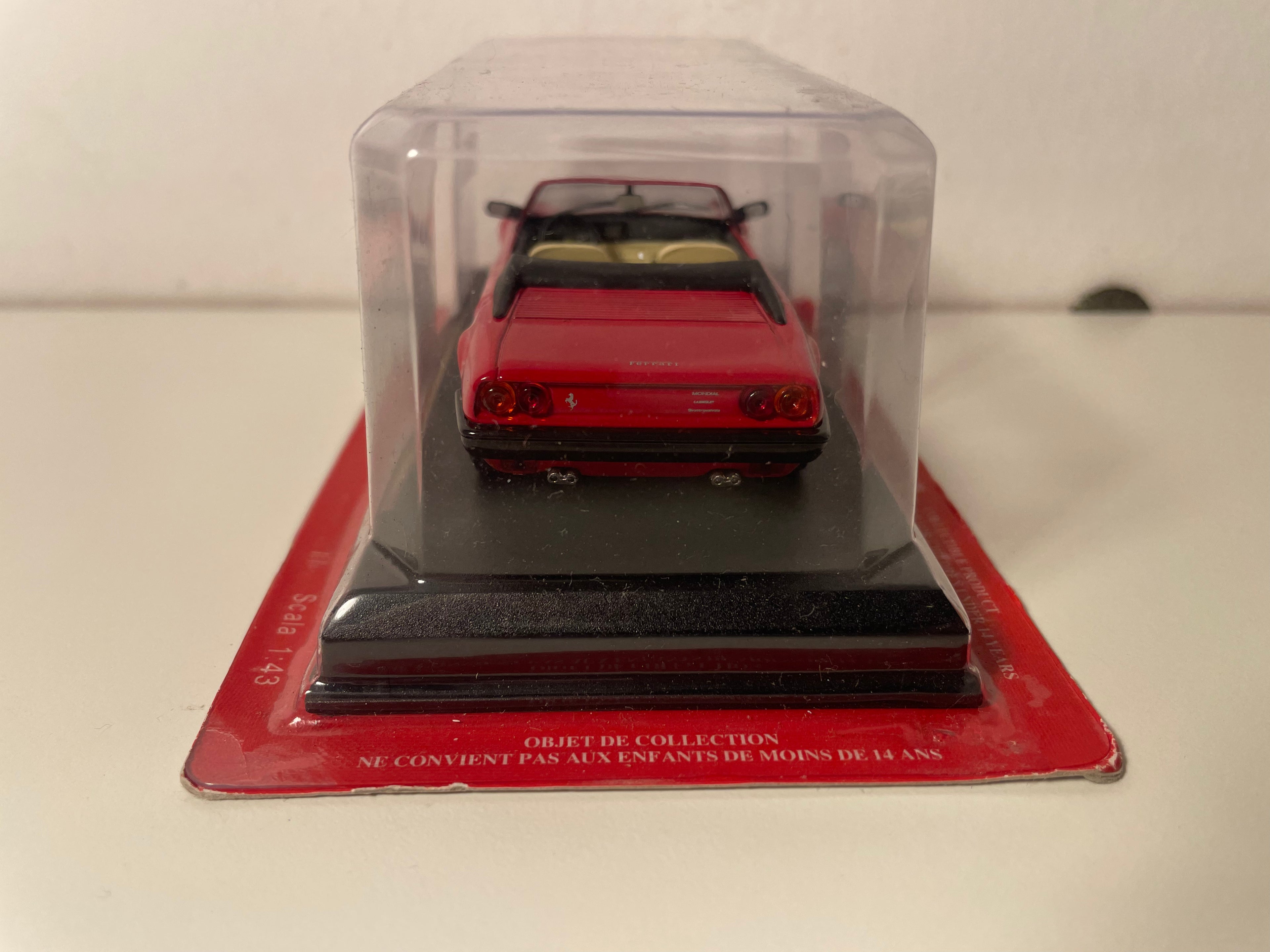 Ferrari Mondial Cabrio rout (blister)