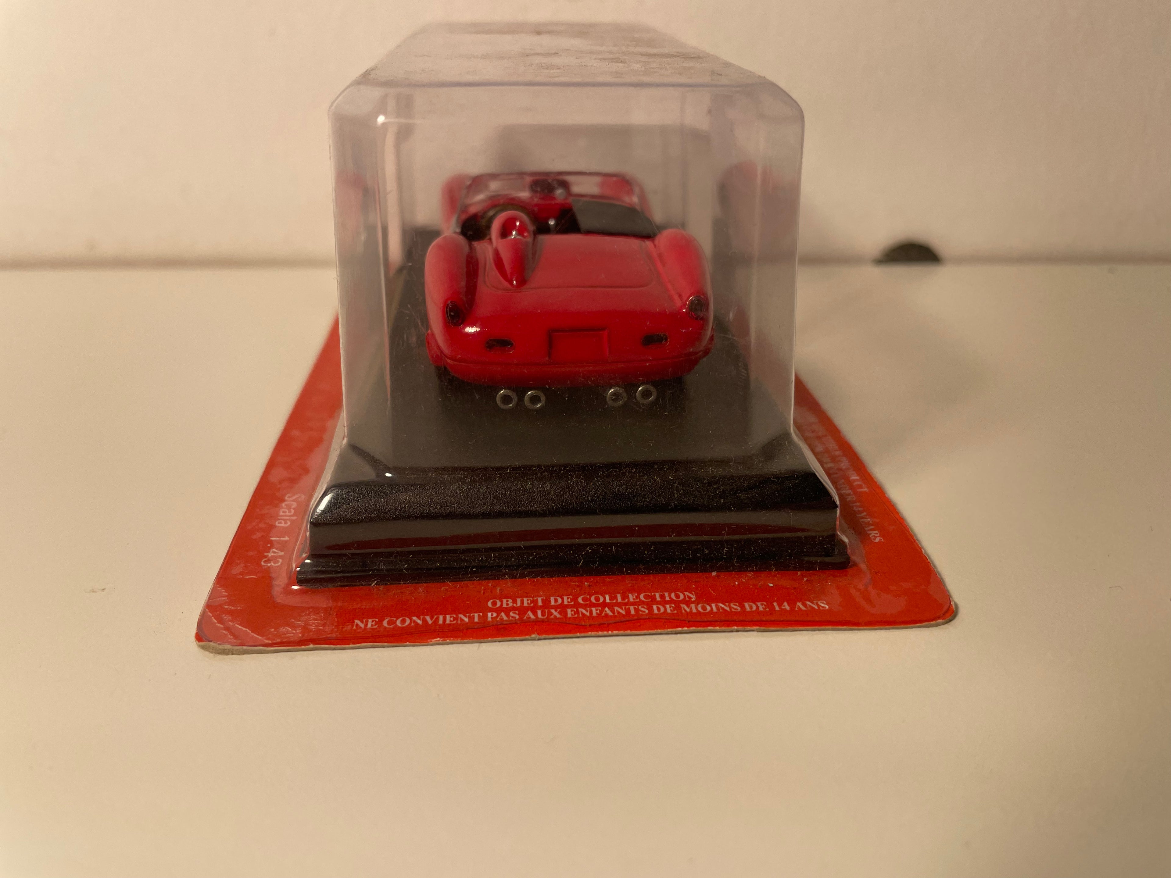 Ferrari 250 Testarossa vermelha (blister)