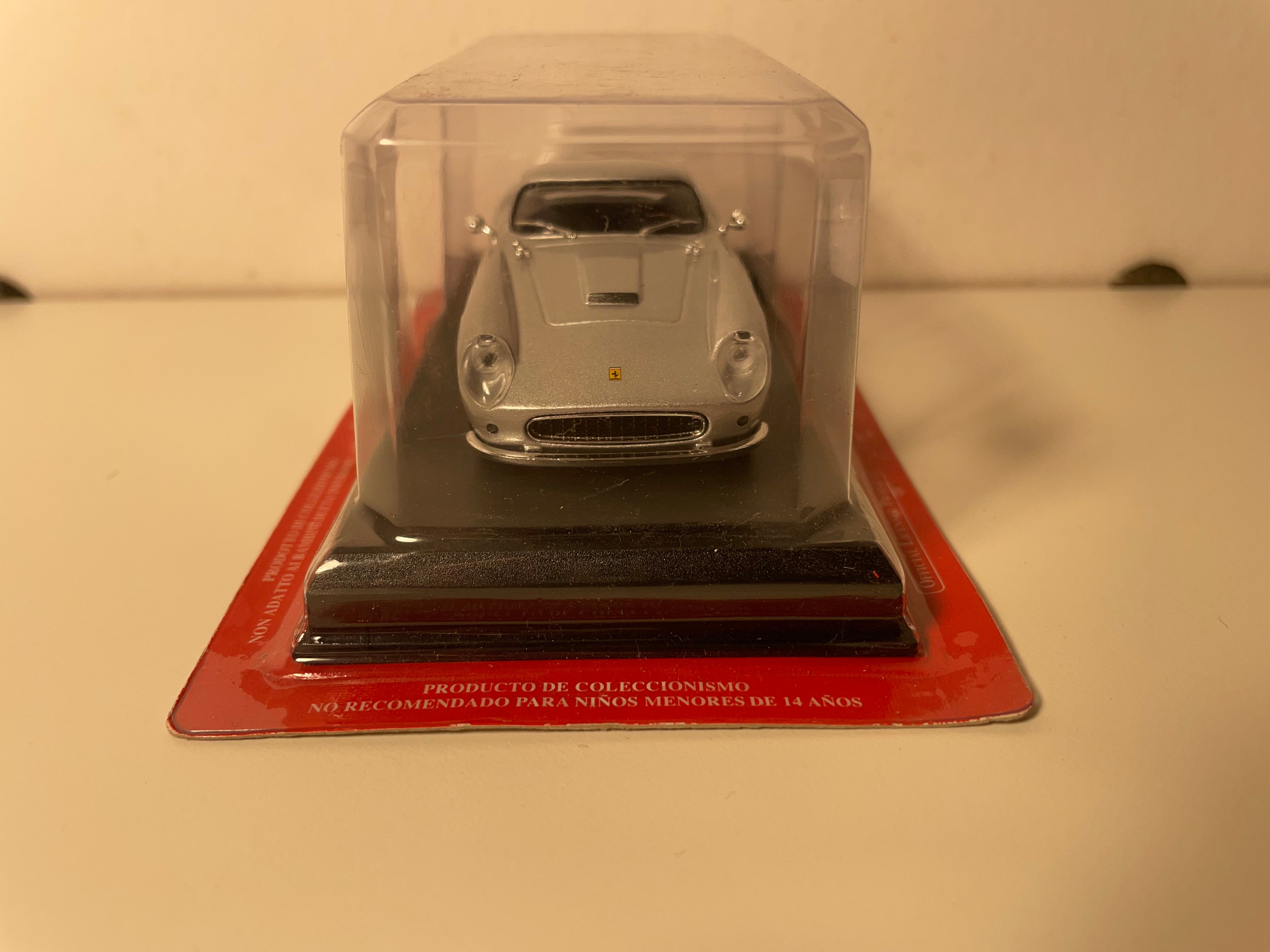 Ferrari 250GT Berlinetta cinza Tour de France (blister)