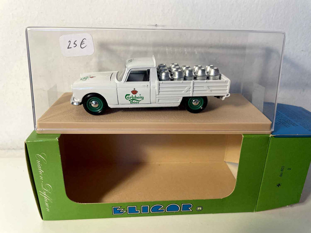 Peugeot 404 pick-uo birre bianche CARLSBERG (Eligor)