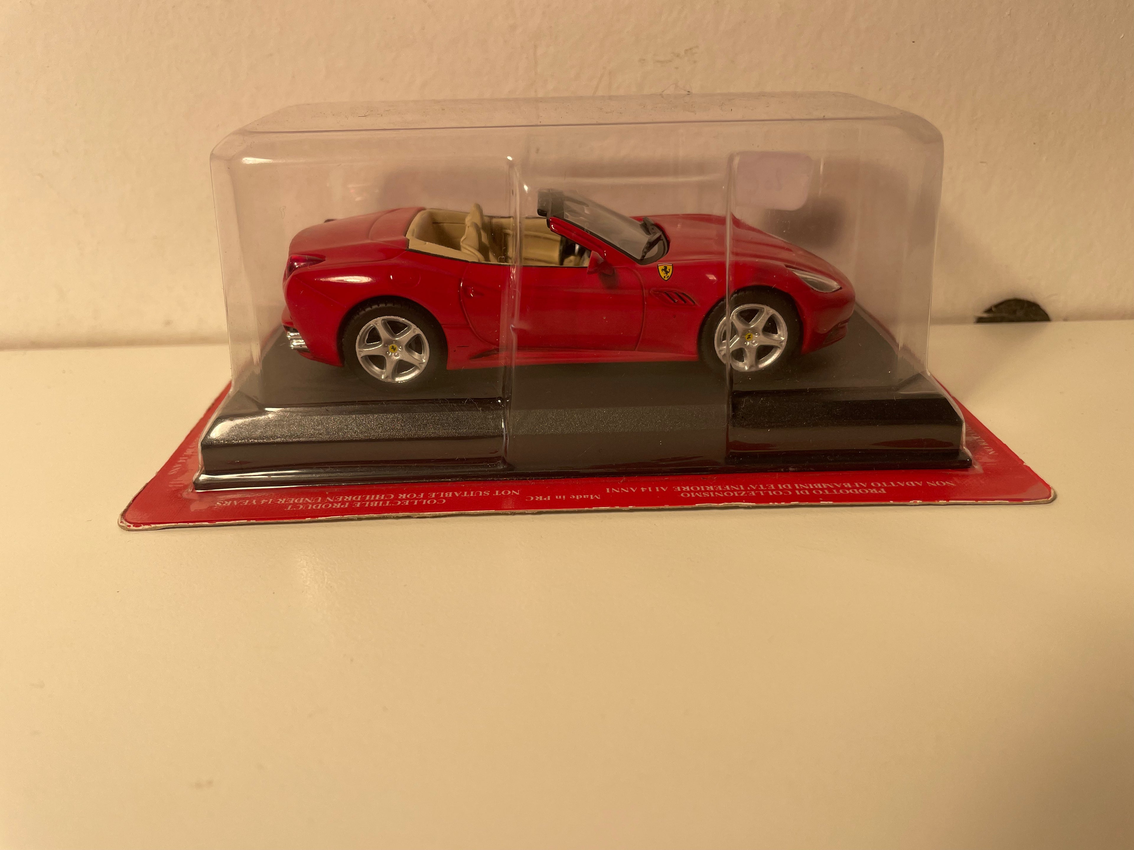 Ferrari California rout (blister)