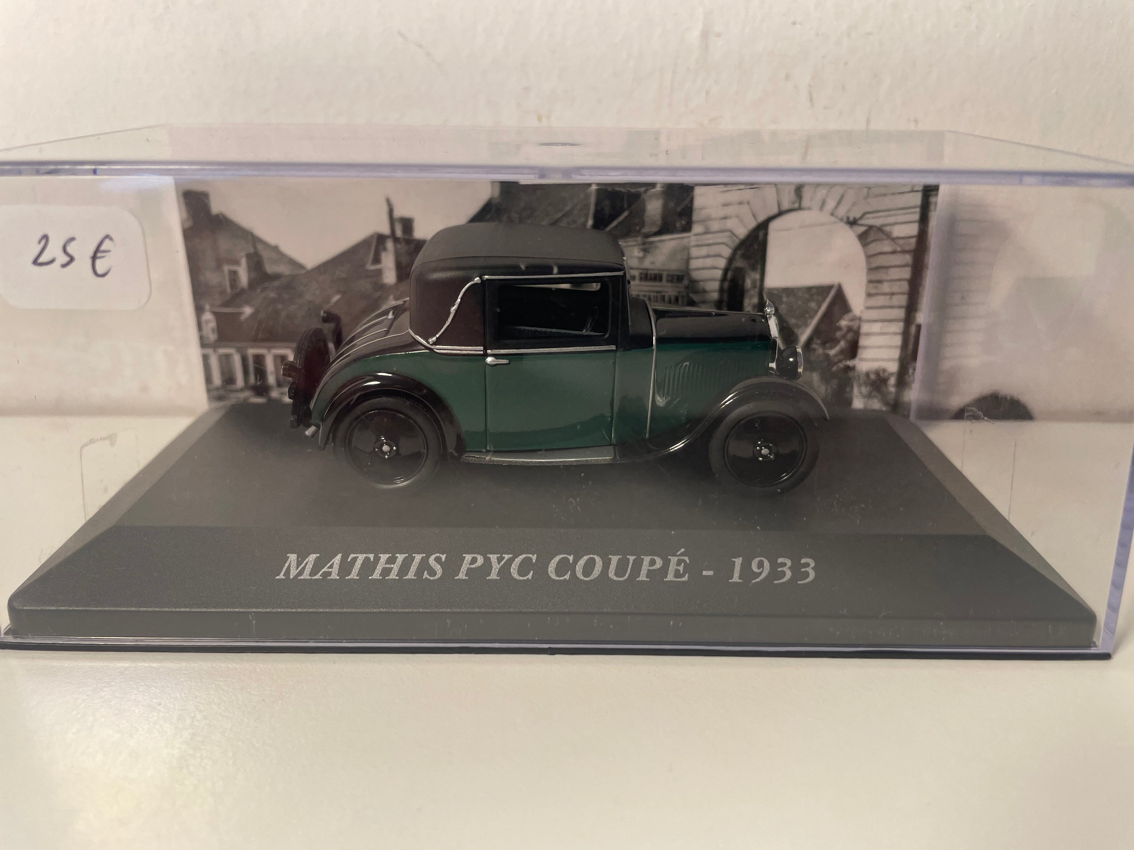 1933 grénge Mathis PYC Coupé