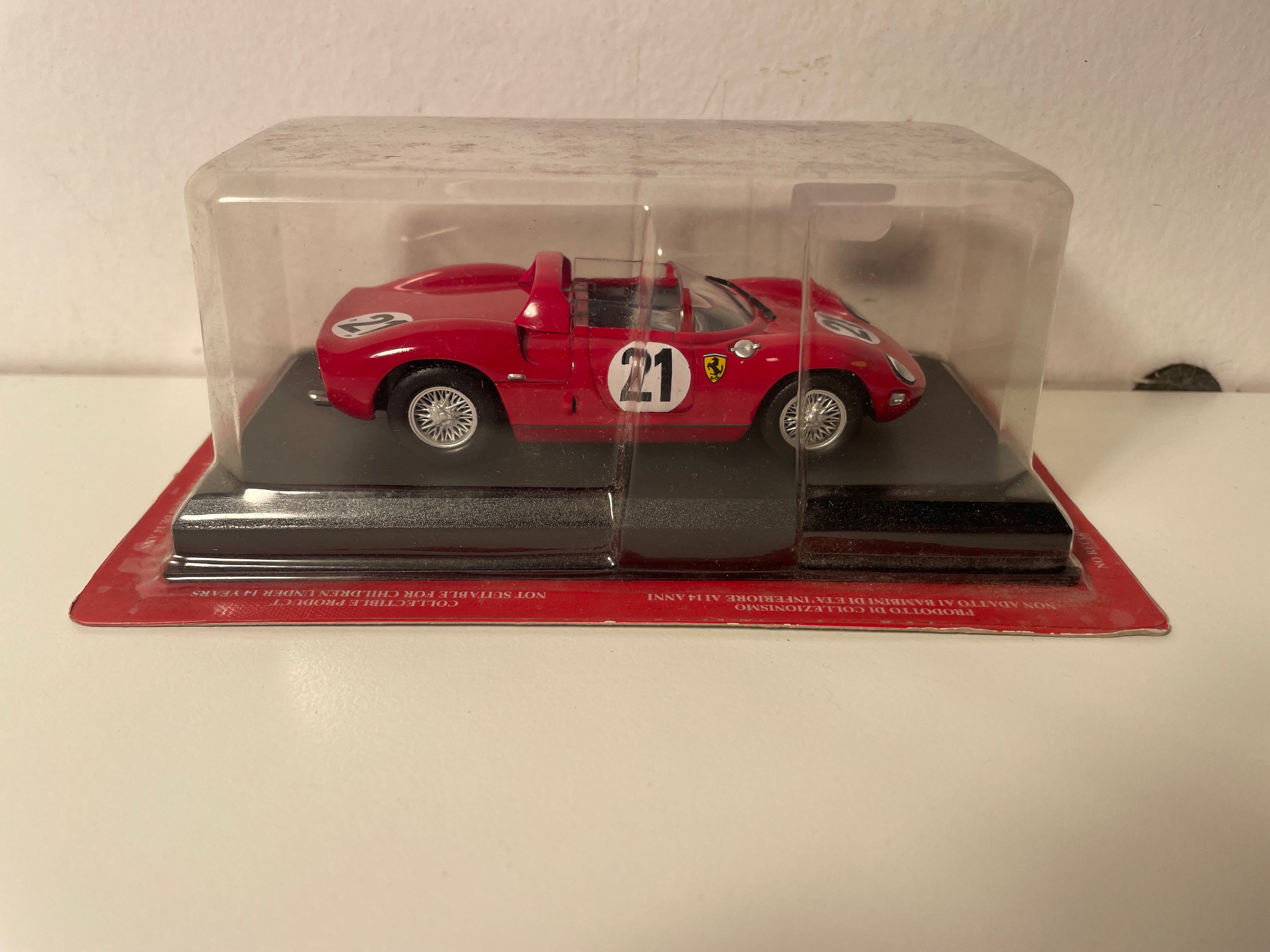 Ferrari 250 P Vermelho Número 21 (Blister)