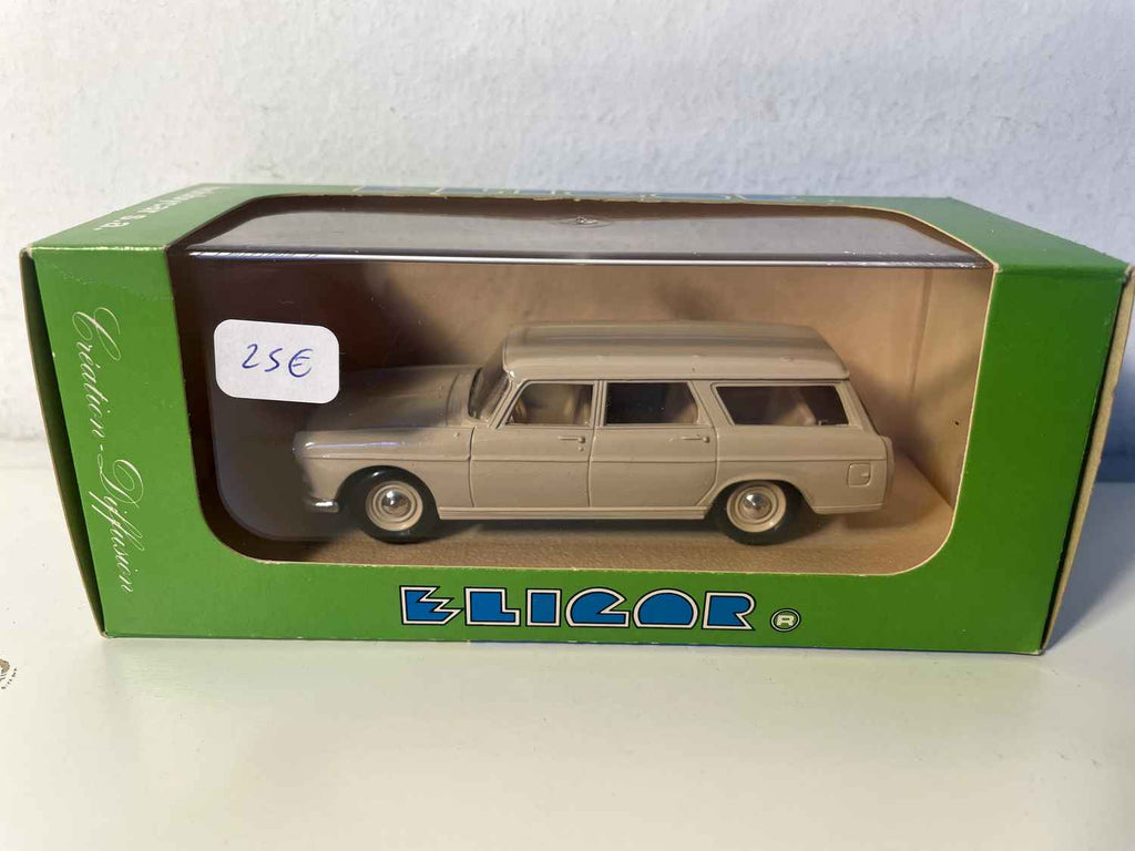 Carrinha Peugeot 404, castanho claro, de 1964 (Eligor)