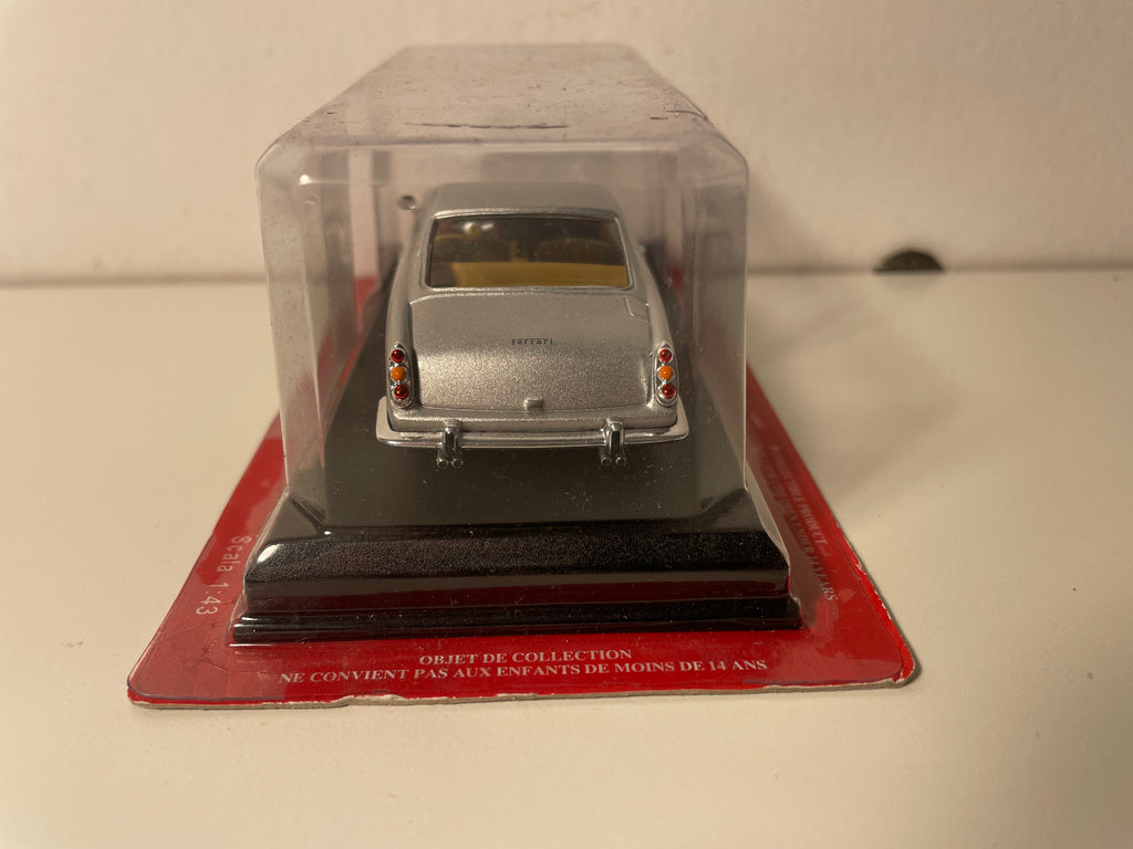 Ferrari 250 GTE 2+2 Grijs