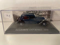 Den donkelbloen 1938er Rivoli 11CV Eenhoorn