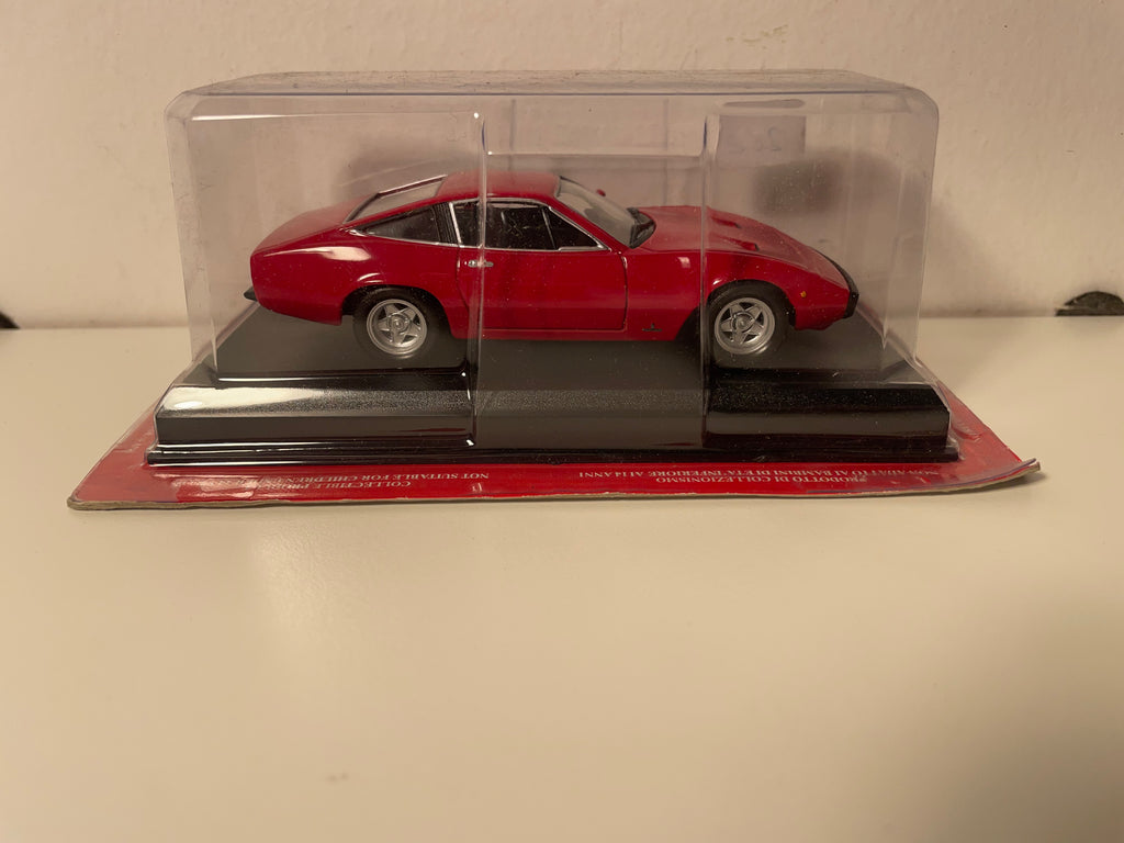 Ferrari 365 GTC/4 rouge (blister)