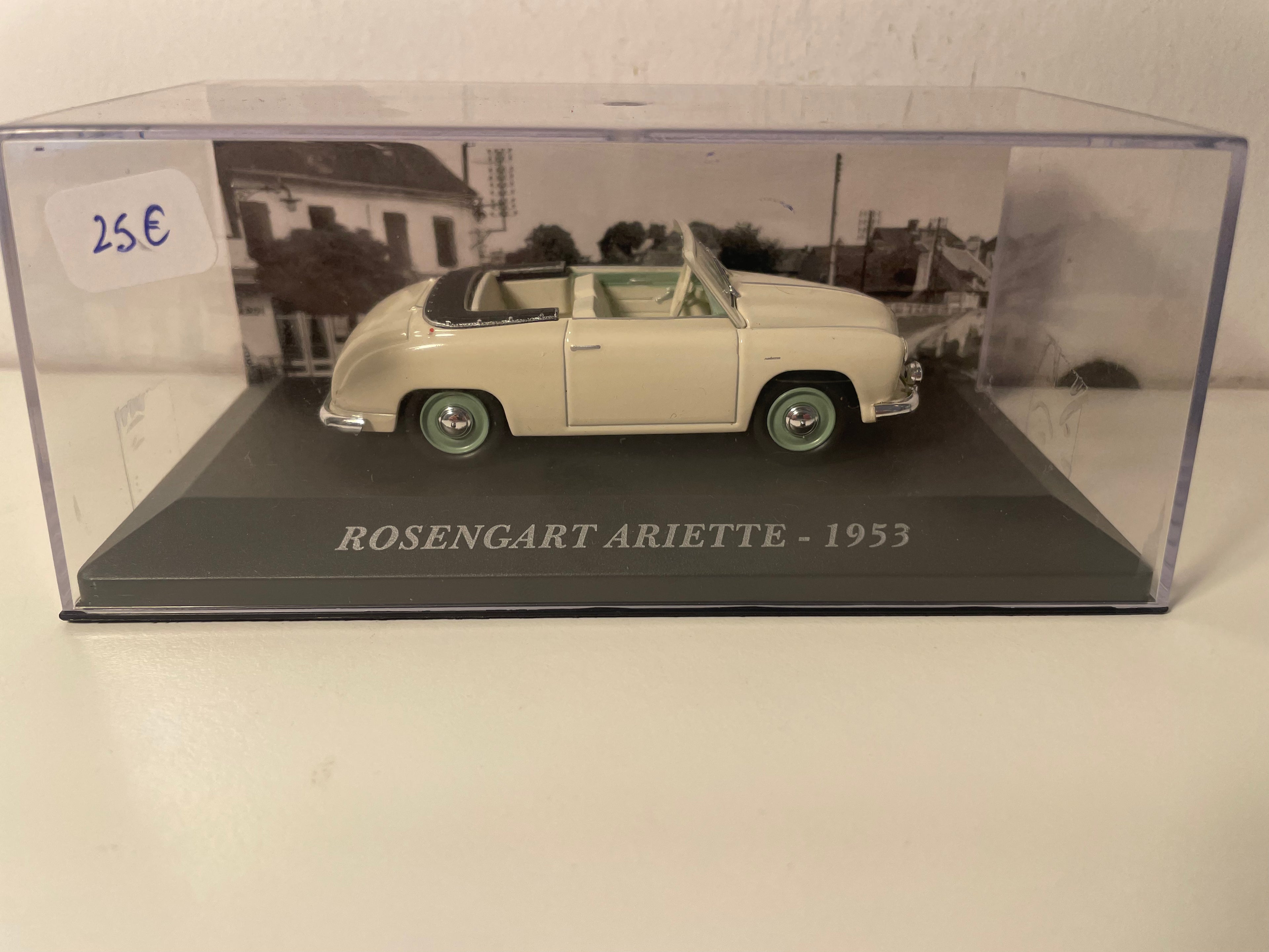 Rosengart Ariette wäiss/crème vun 1953