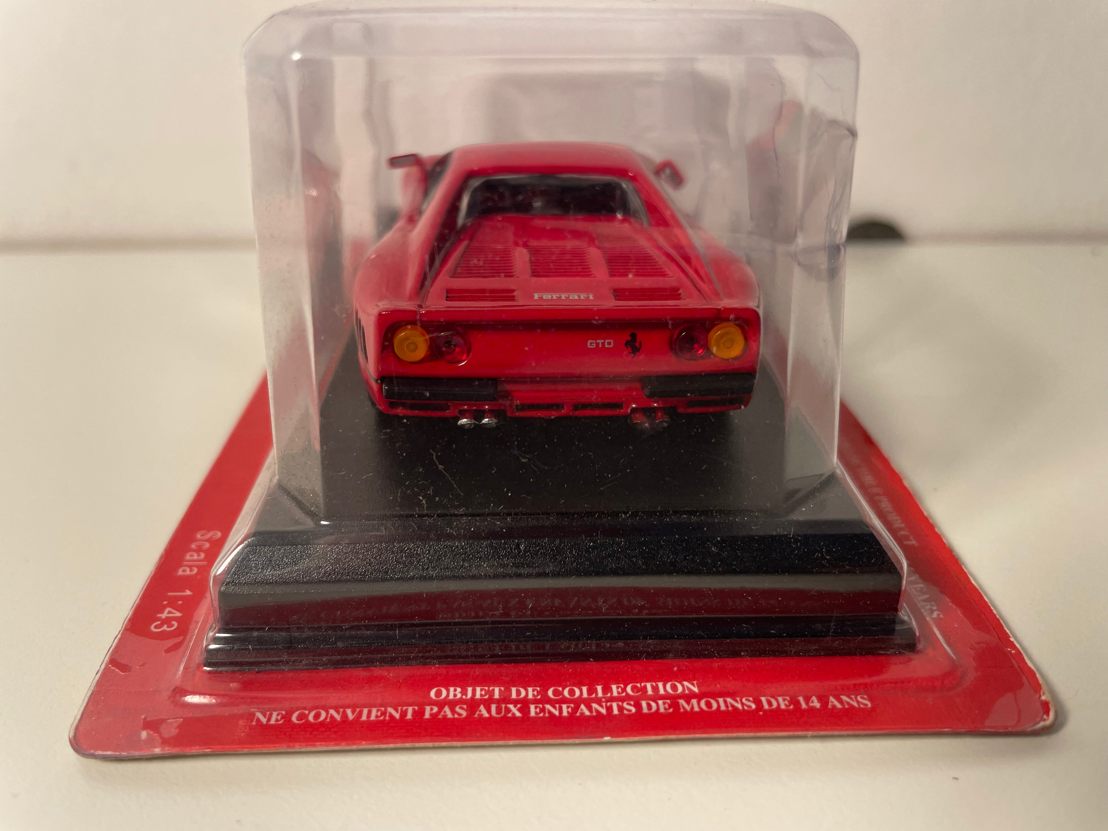 Ferrari 288 GTO Vermelha (Blister)