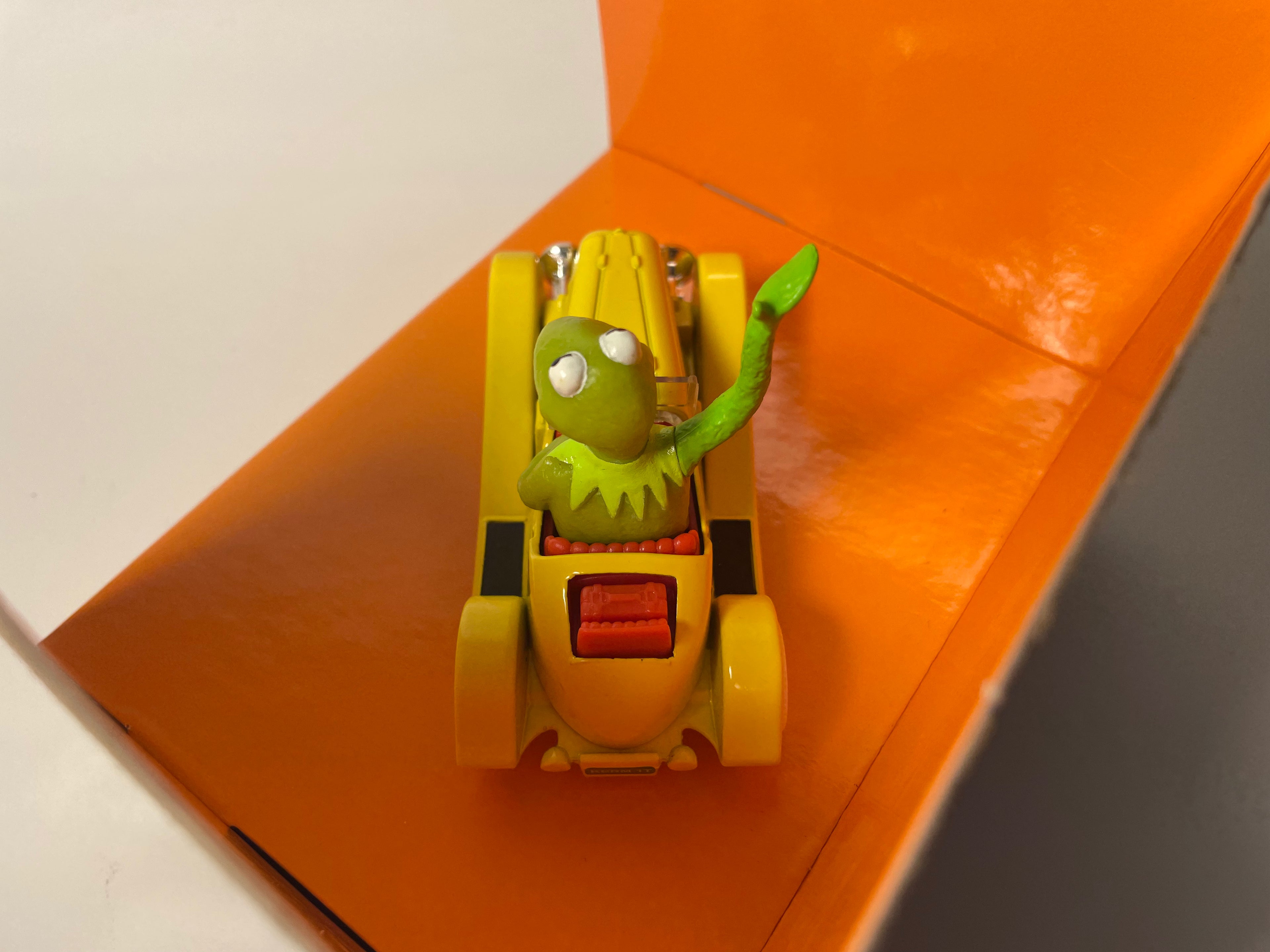 Kermits gelbes Auto aus der Muppet Show - CORGI-Kollektion