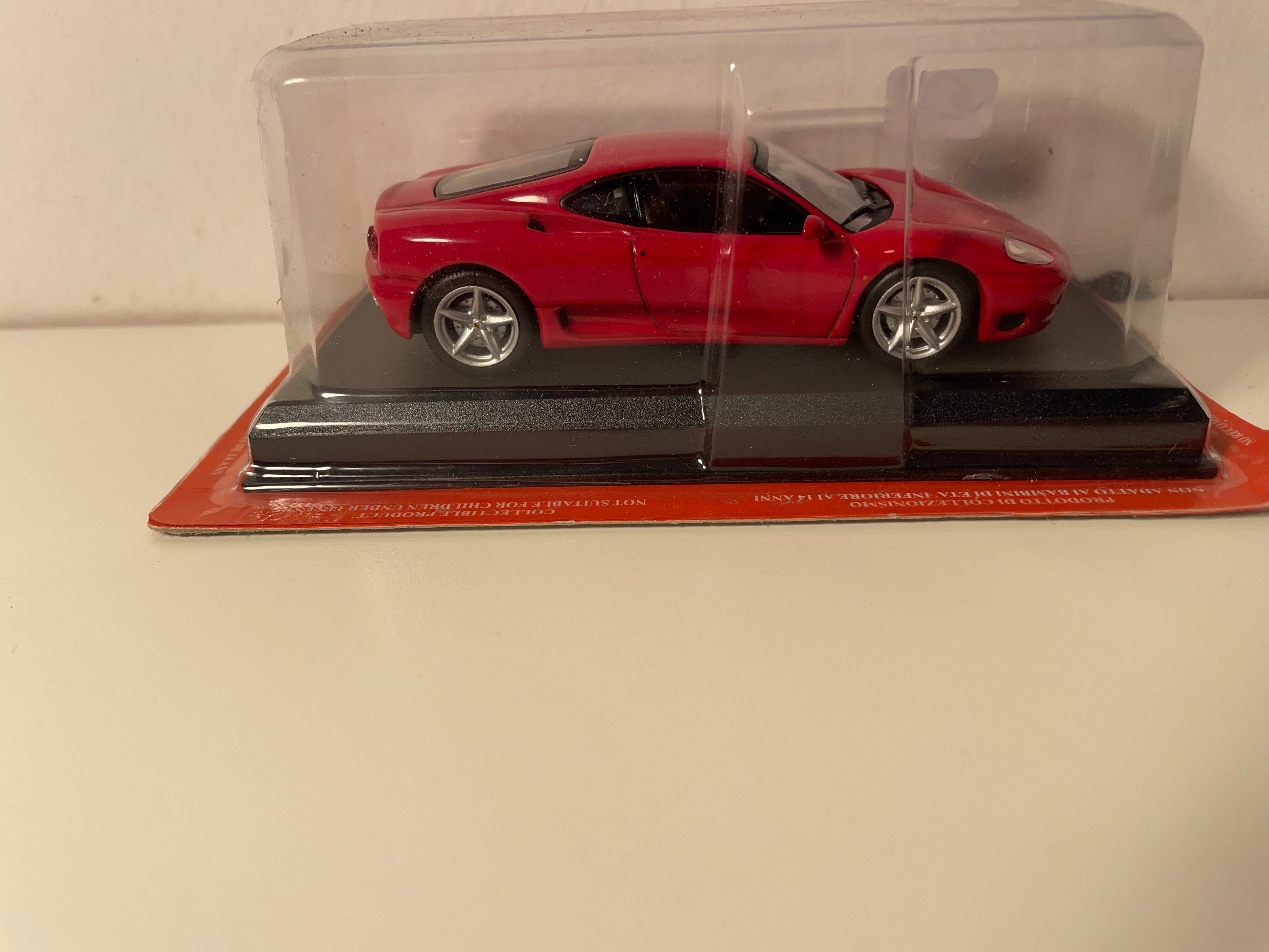 Ferrari 360 Modena rouge (blister)