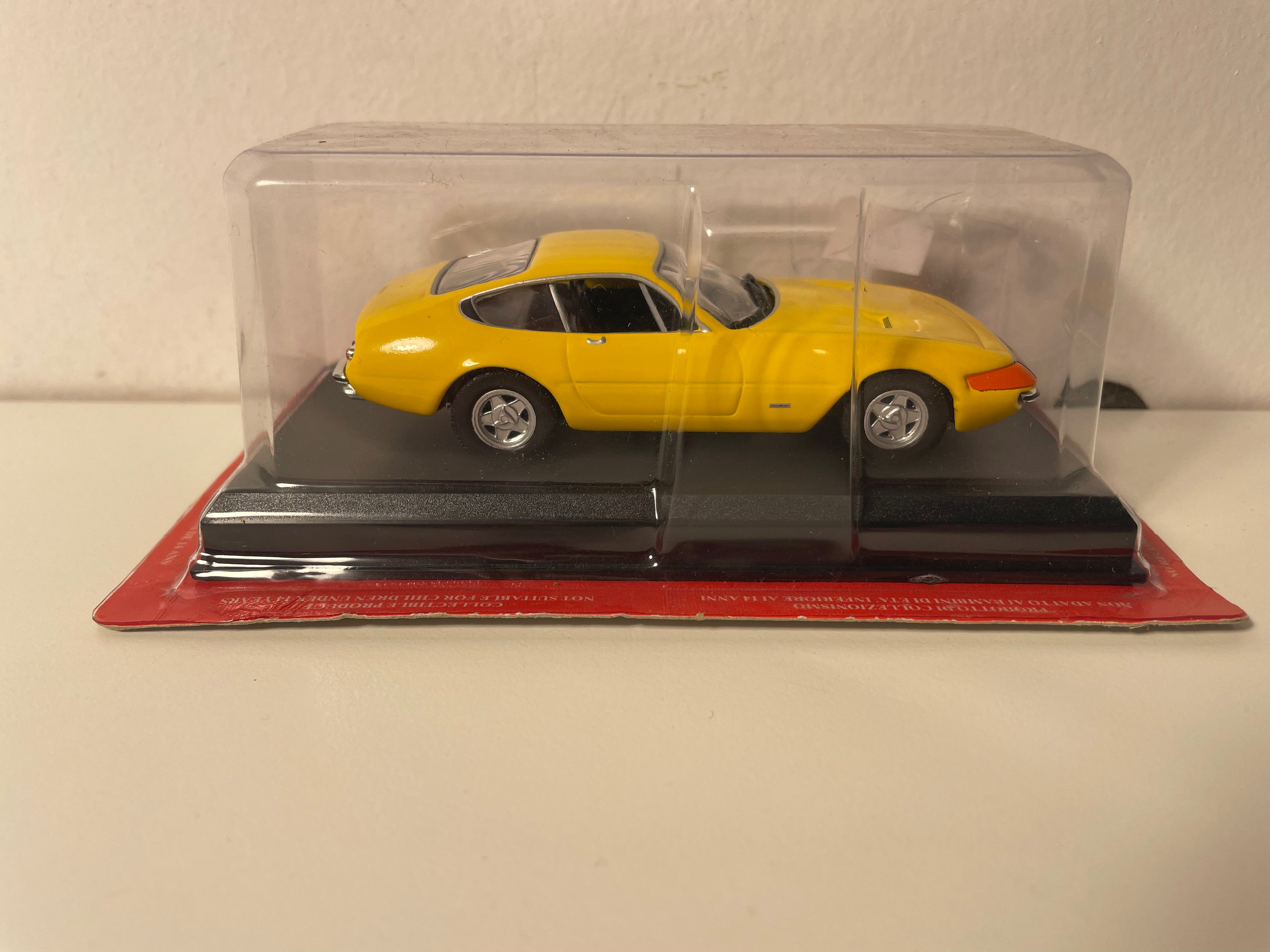 Ferrari 3656 GTB/4 Daytona Geel (blister)