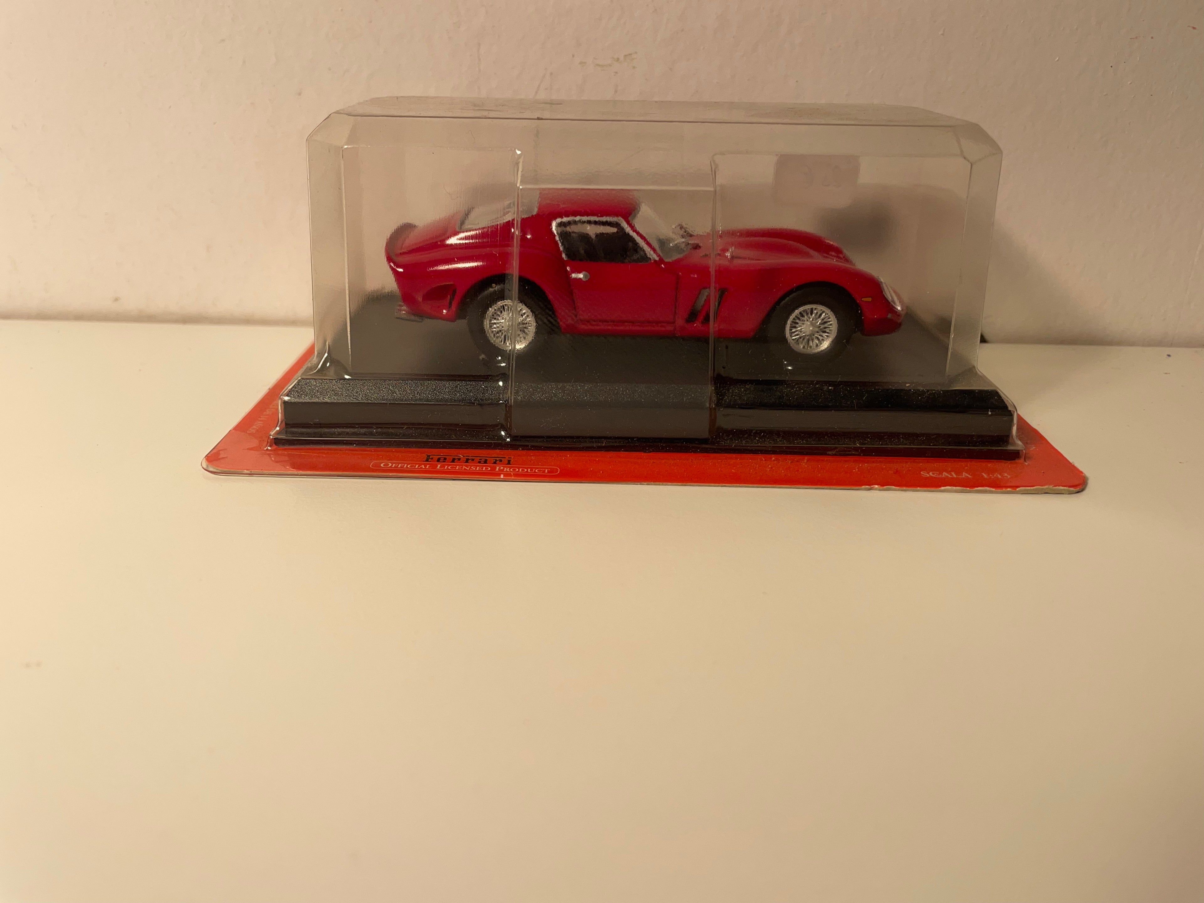 Ferrari 250 GTO vermelho (blister)