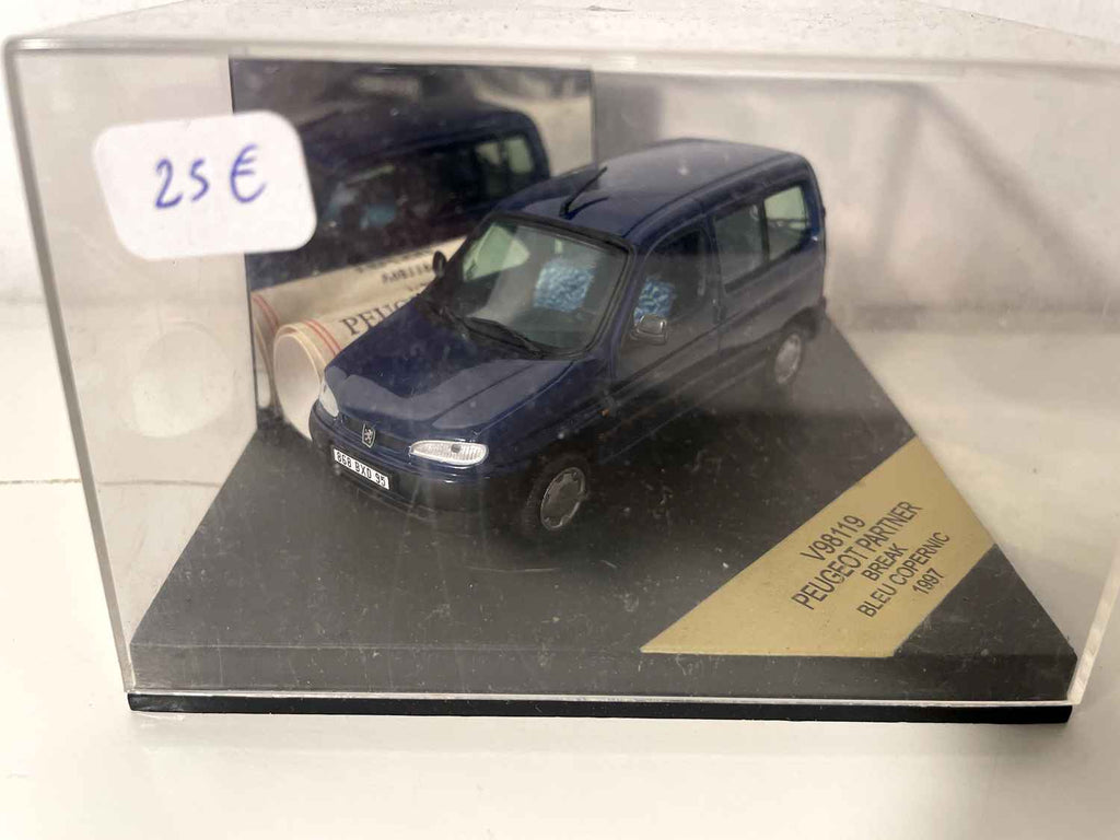 Peugeot Partner azul, carrinha de 1997 (Vitesse)