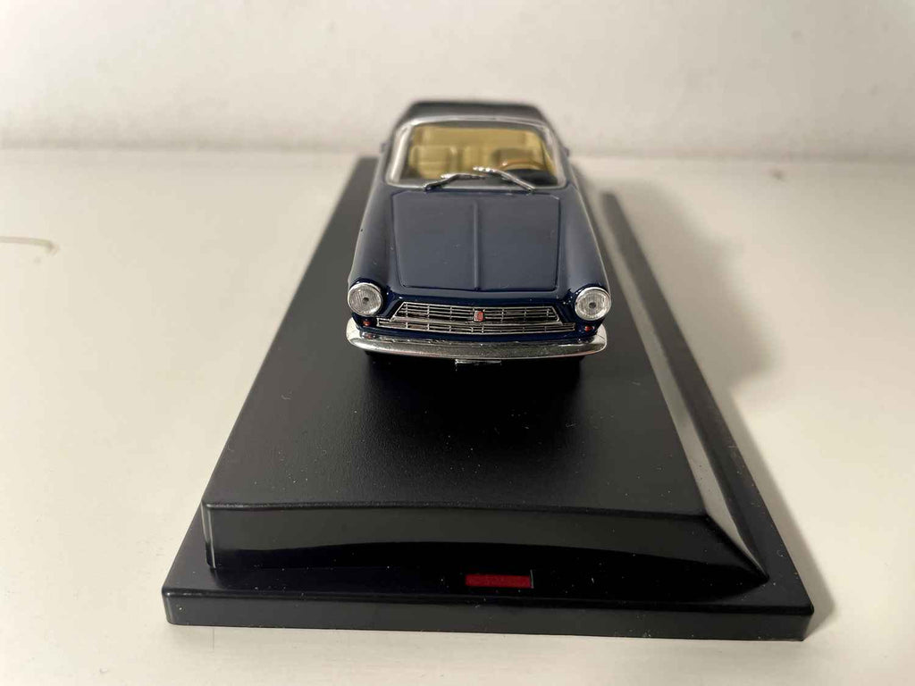 Fiat 2300 S Cabriolet blo vum 1962 - Sammlung Starline Modeller