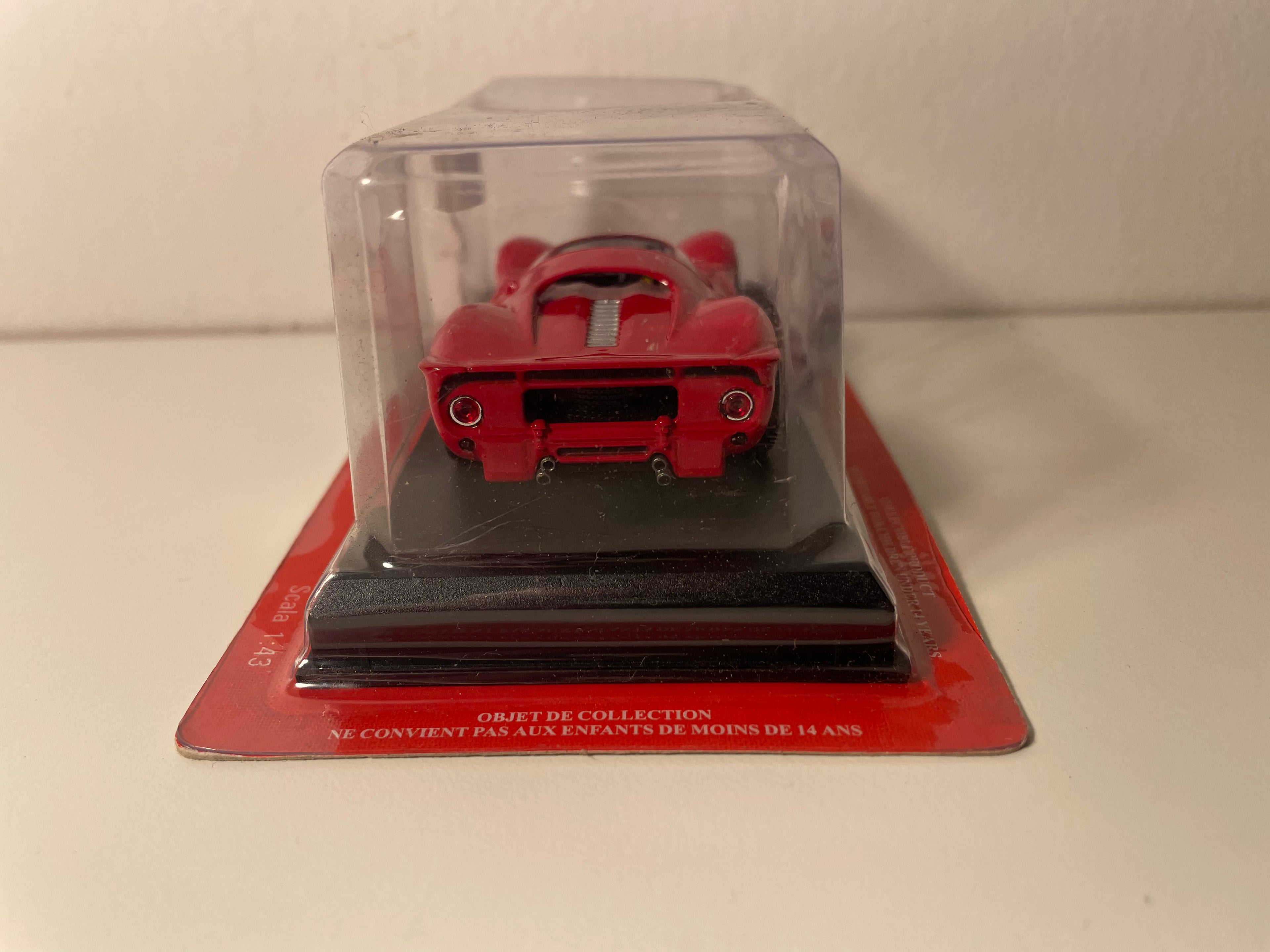 Ferrari 330 P4 rouge (blister)
