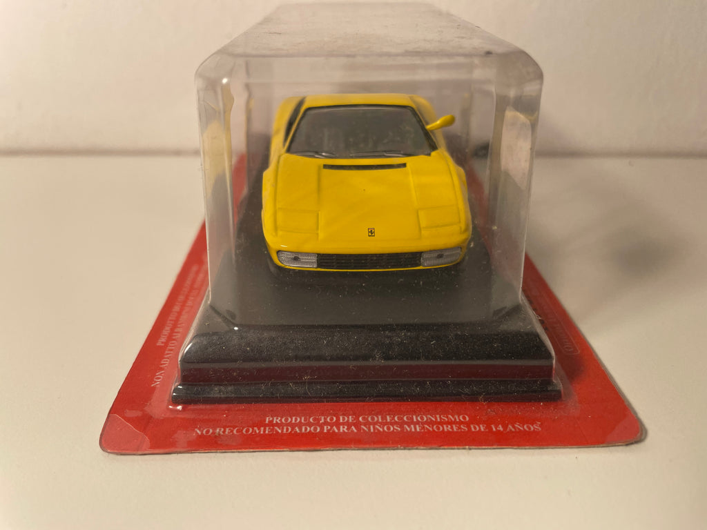 Ferrari Testarossa jaune (blister)