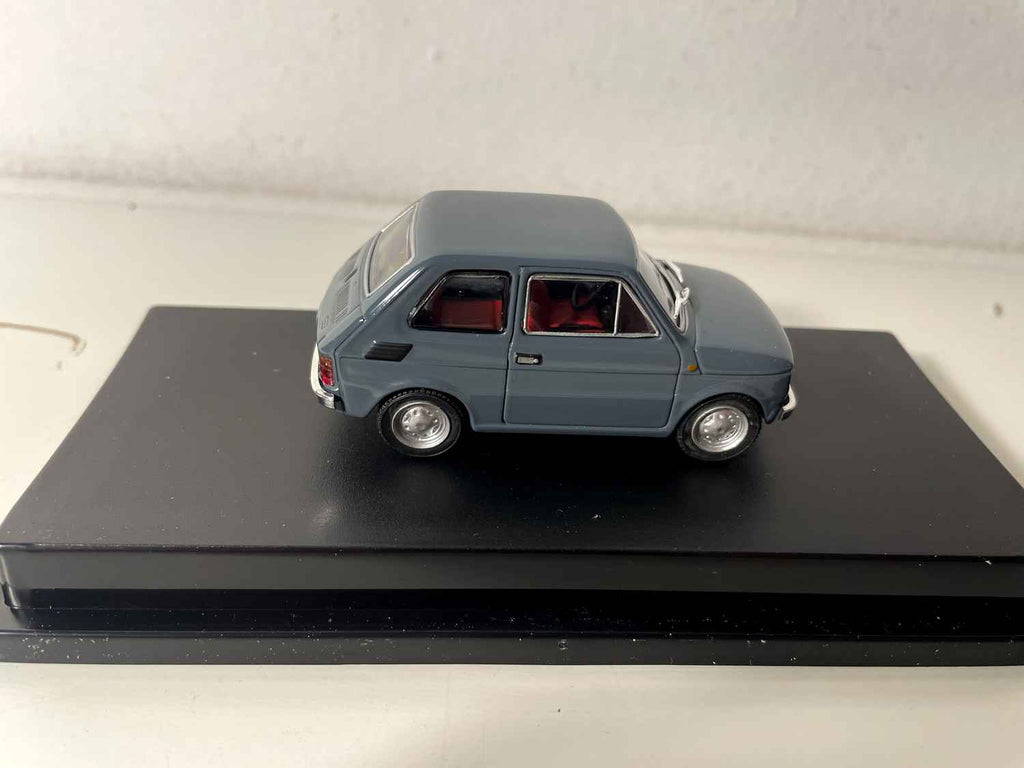 Fiat 126 grijs van 1972 - Starline modellen collectie