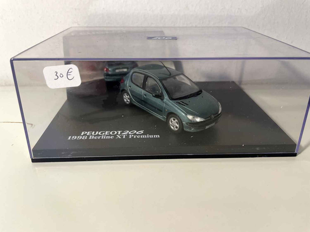 Peugeot 206 berline XT Premium verte de 1998 (coffret boite rectangle) Norev