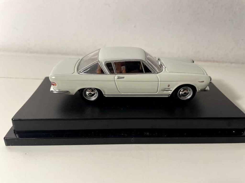 1961 White Fiat 2300 Coupe - Starline Models Collection