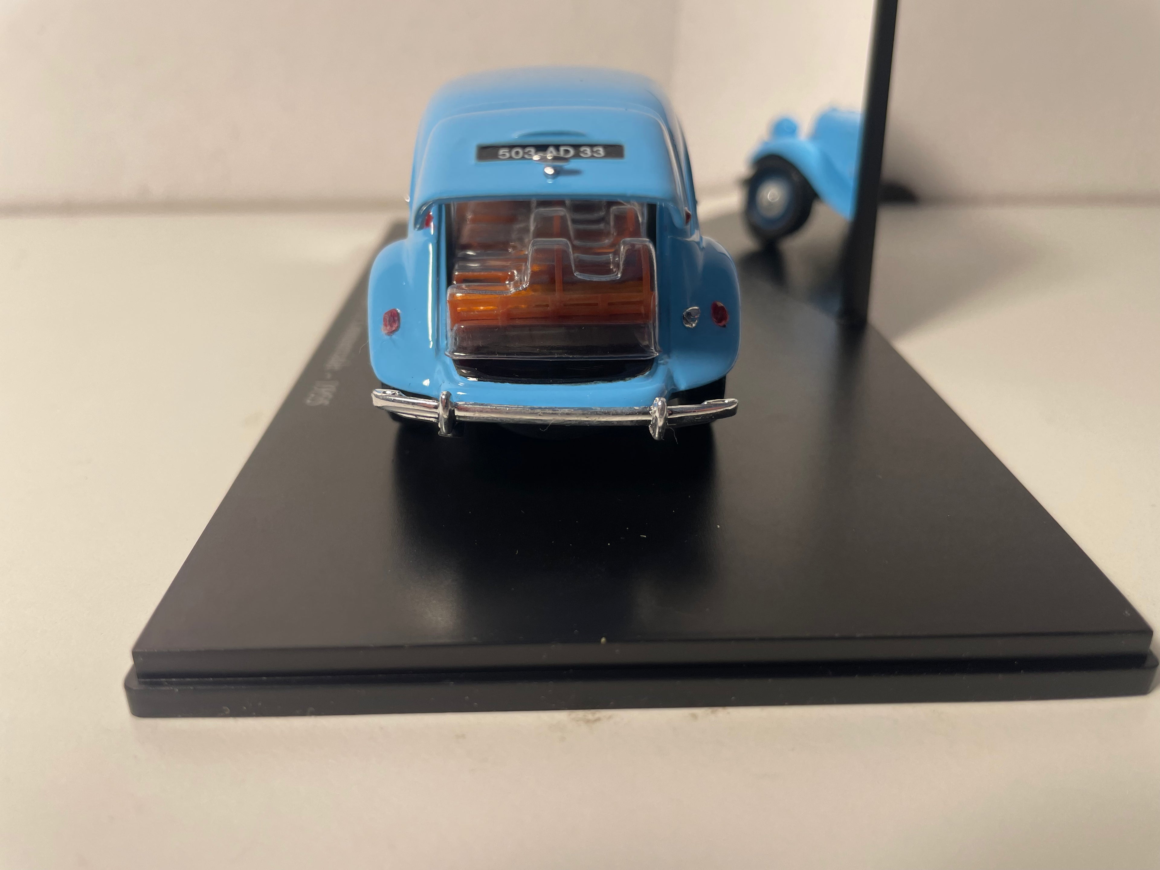 1955 Citroën Traction 11 Commerciale Light Blue (Plexi Box)