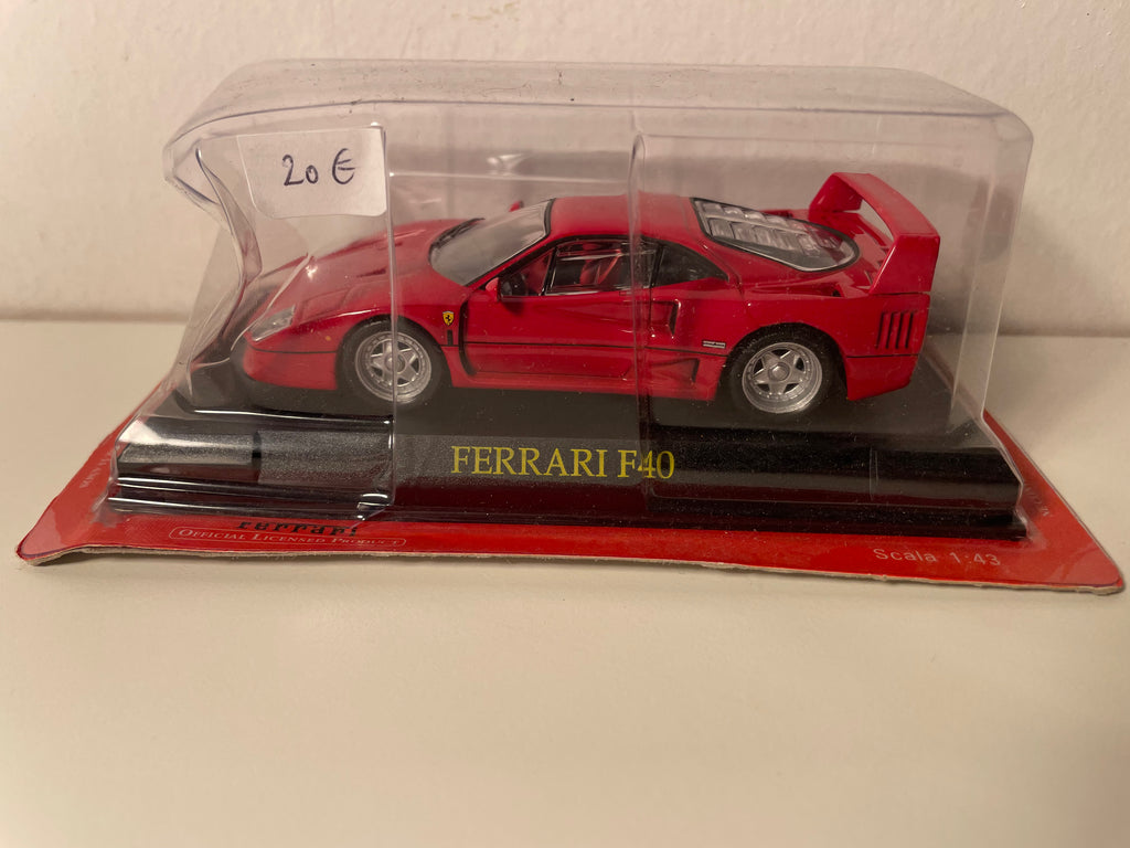 Ferrari F40 rouge (blister)