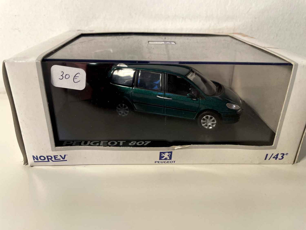 Peugeot 807 verte foncée (coffret boite rectangle) Norev