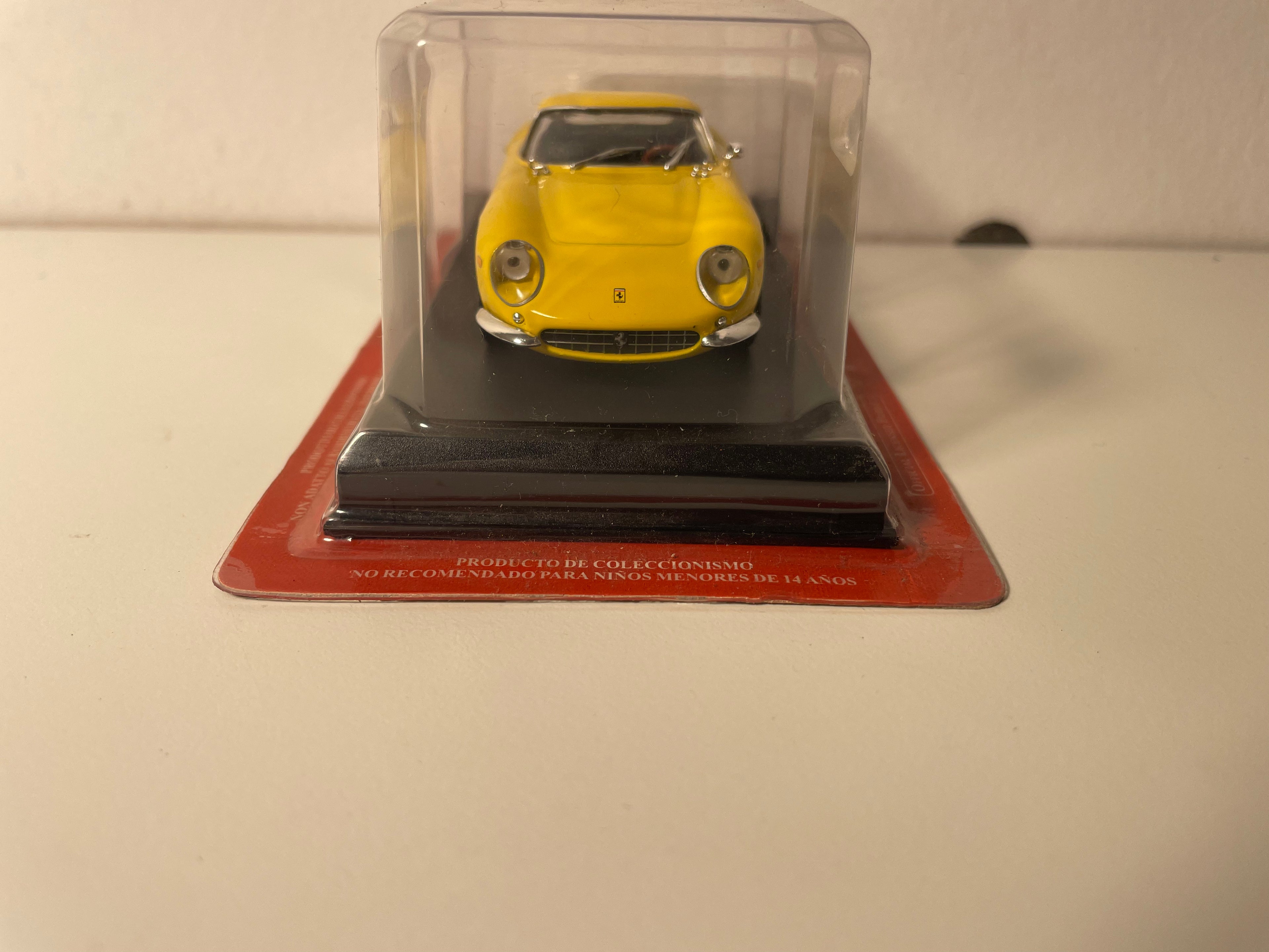 Ferrari 275 GTB Amarelo (Blister)