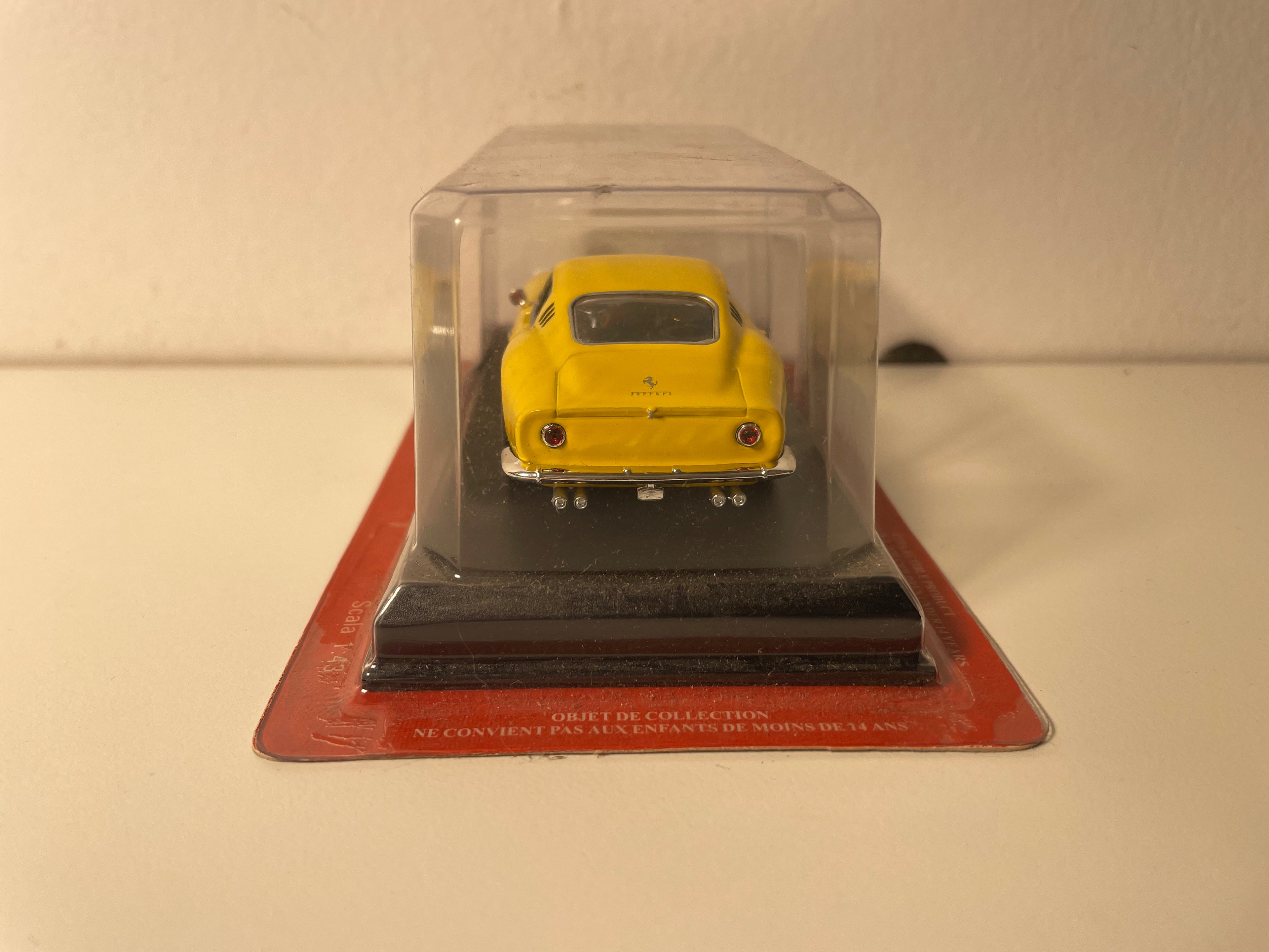 Ferrari 275 GTB Amarelo (Blister)