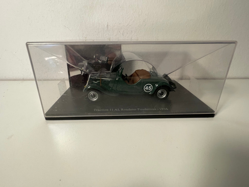 Citroën Traction 11 AL Roadster Pouderoux green number 45 of 1936 (plexi box)