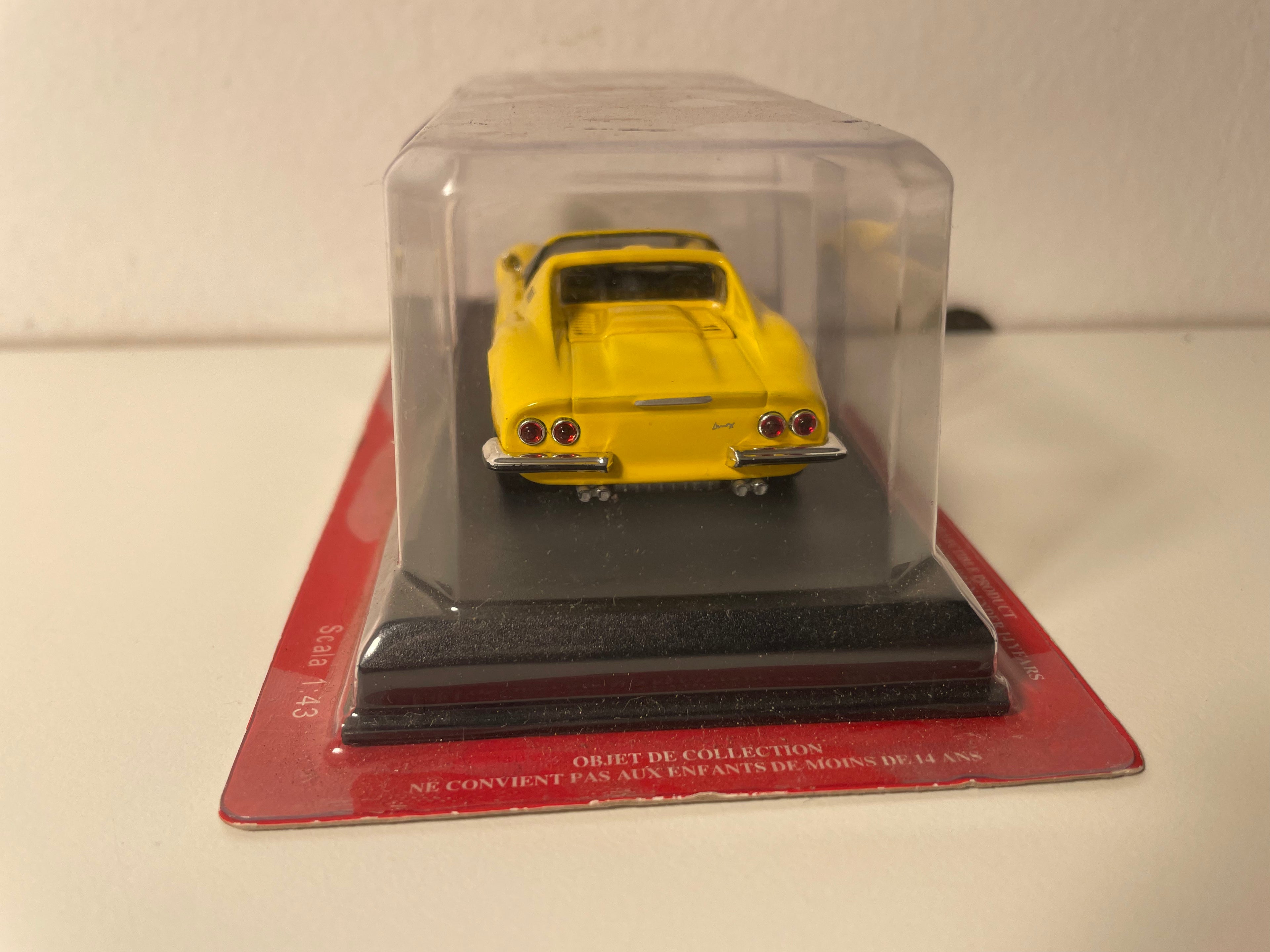 Ferrari Dino246 GTS giel (blister)