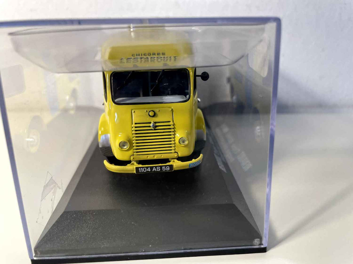 Renault Typ R2065 1000 kg Gelb von 1952 Chicorée Lestarquit