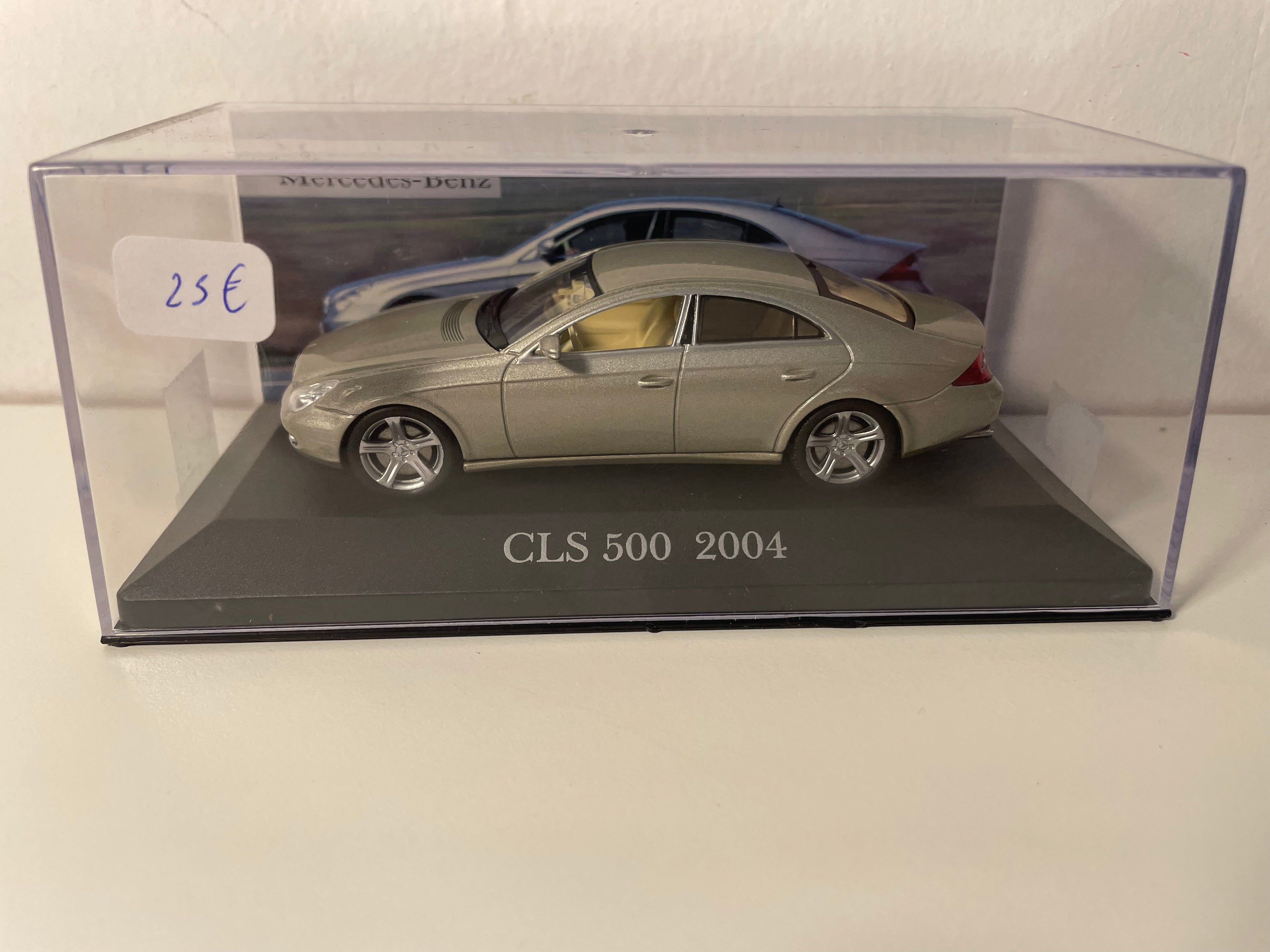 Mercedes CLS 500 2004 marrón claro