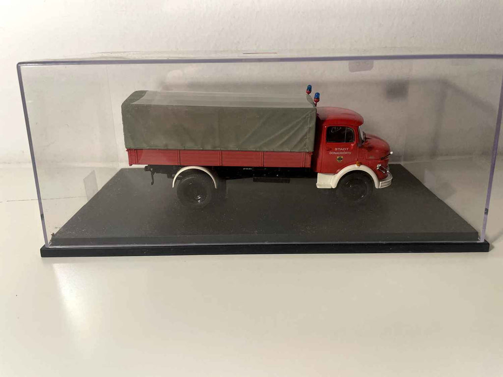 Camión de bomberos con lona Mercedes-Benz L 322 - SCHUCO
