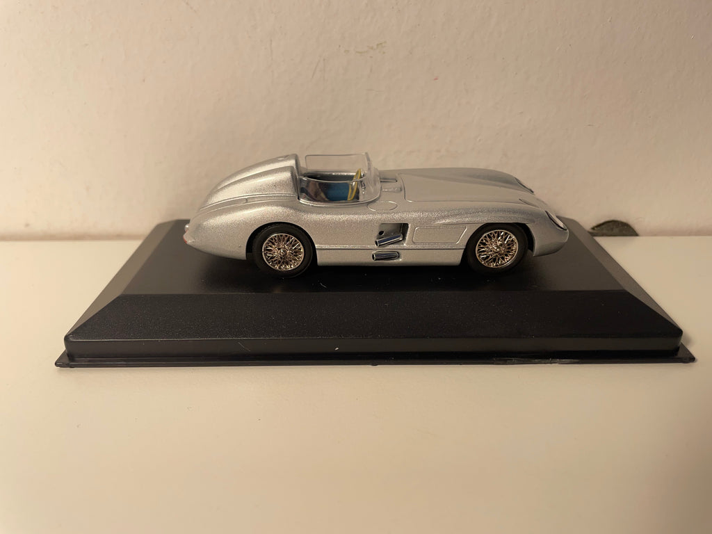 Mercedes 300 SL/R Roadster gris de 1955