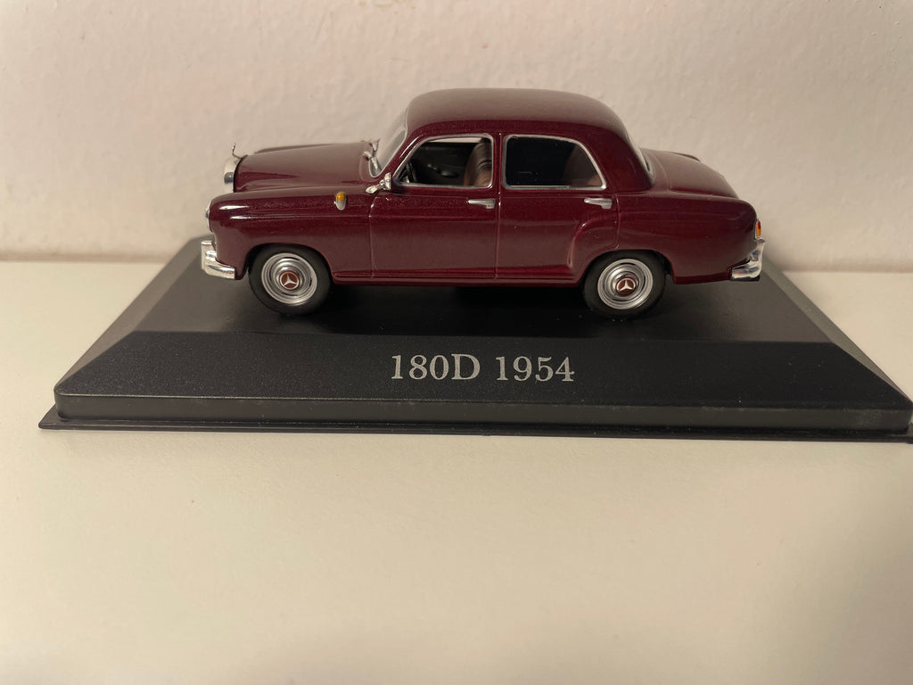 Mercedes 180D Bordeauxrout vun 1954