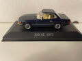 Donkerblauwe Mercedes 350SL uit 1971