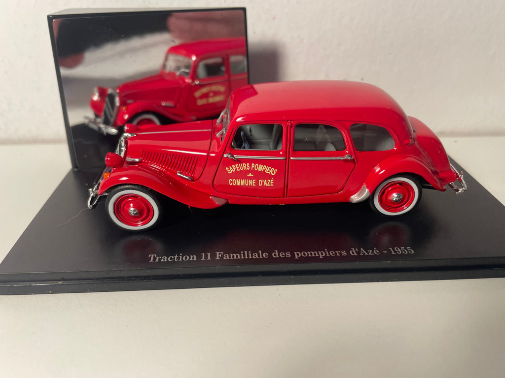 1955 Rote Citroën Traction 11 Familiale - Azé Feuerwehr (Plexiglas-Box)