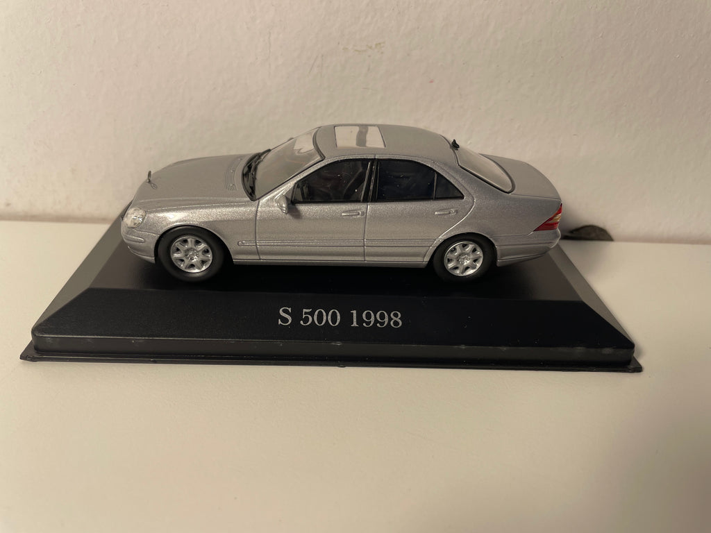 Mercedes S 500 cinzento 1998