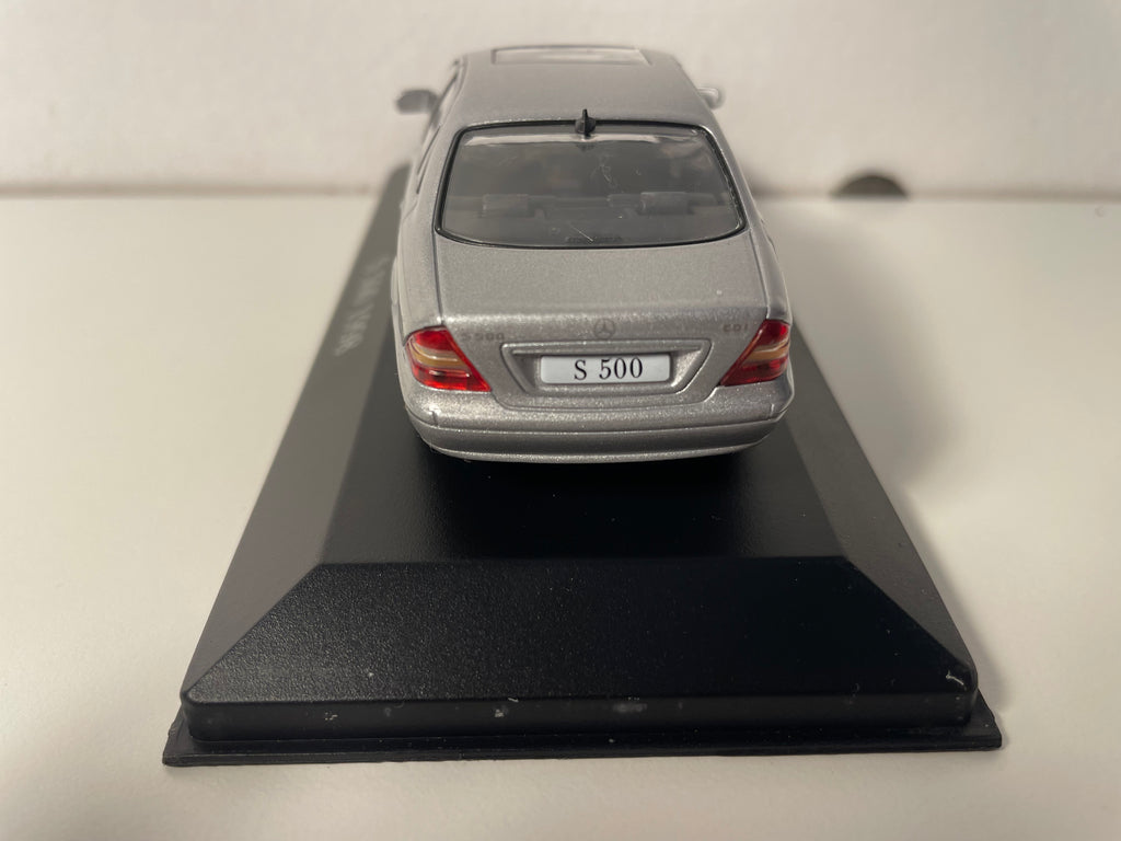 Mercedes S 500 cinzento 1998